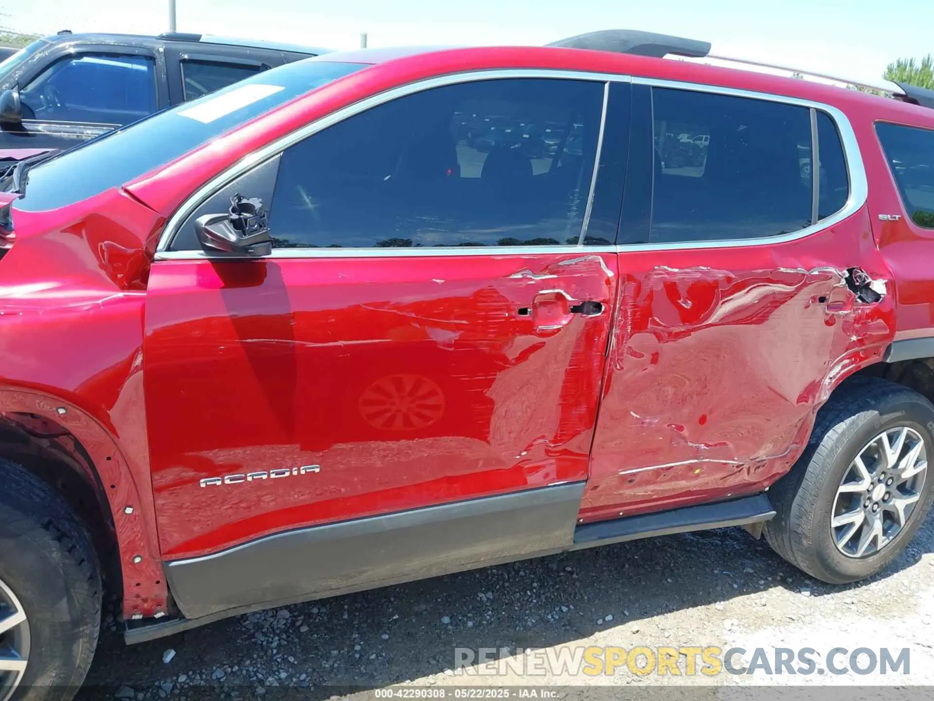 12 Photograph of a damaged car 1GKKNML41PZ226123 GMC ACADIA 2023