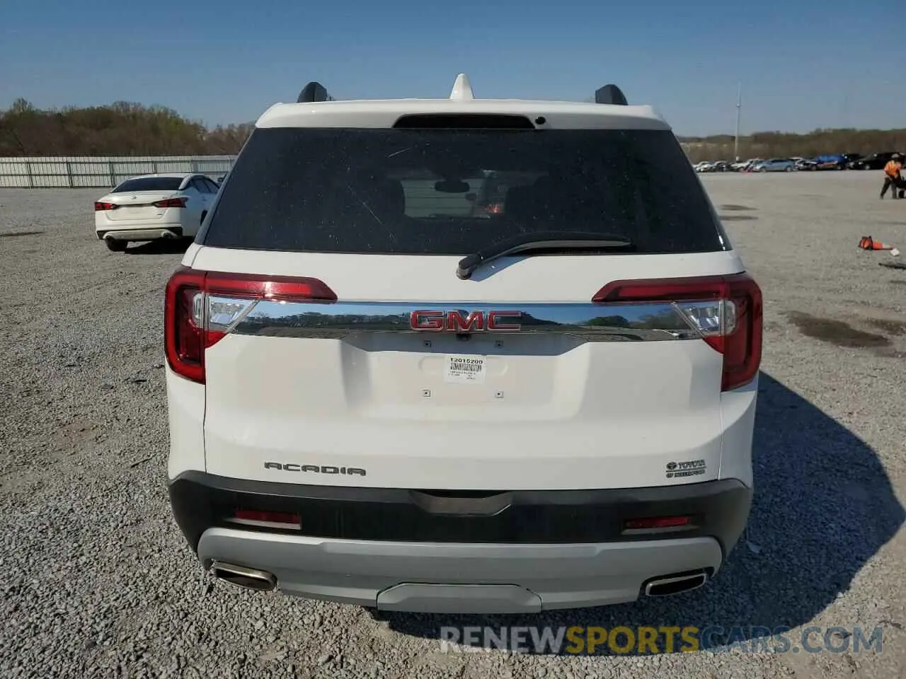 6 Photograph of a damaged car 1GKKNML41PZ238143 GMC ACADIA 2023