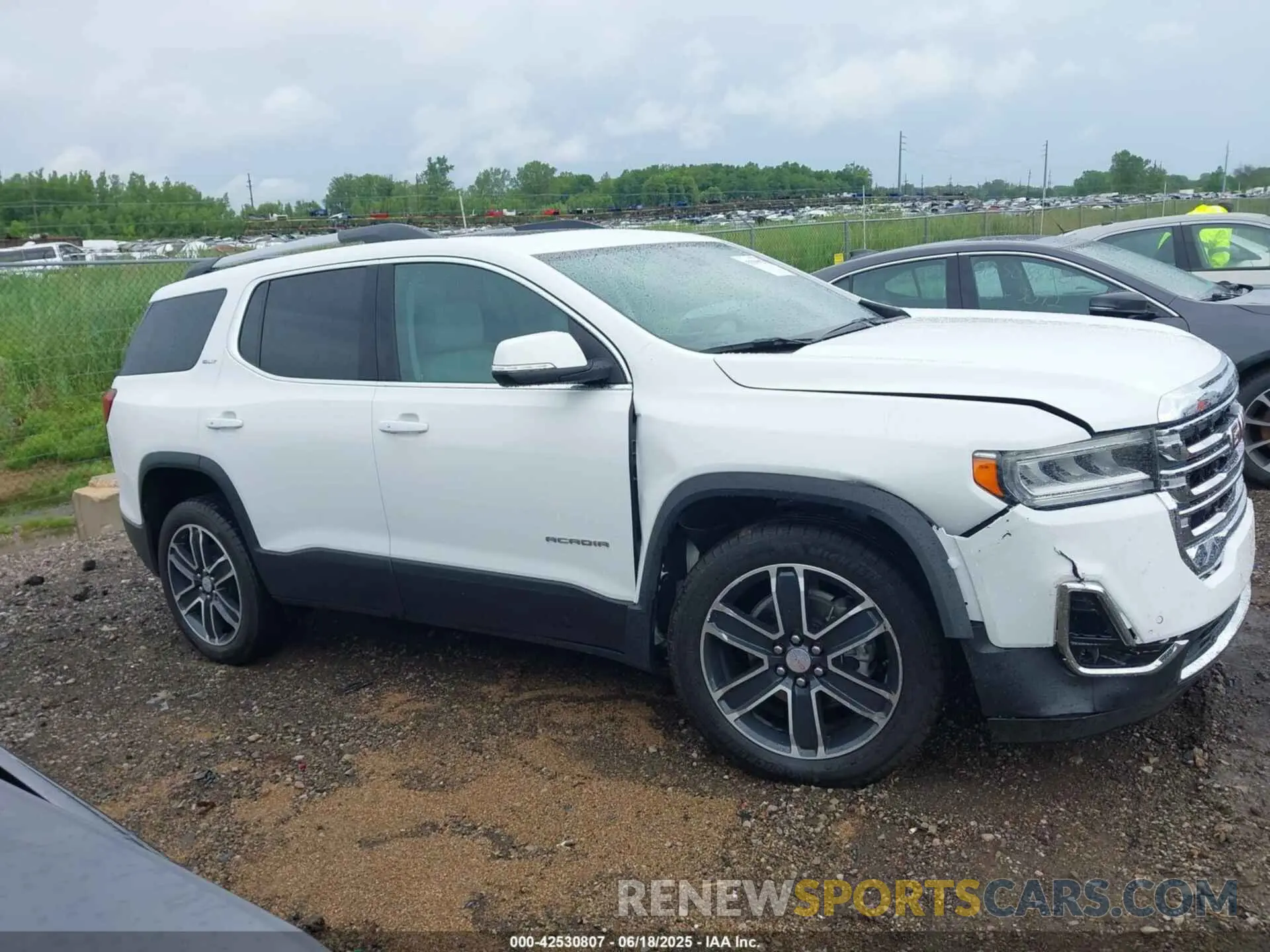 13 Photograph of a damaged car 1GKKNML42PZ138438 GMC ACADIA 2023