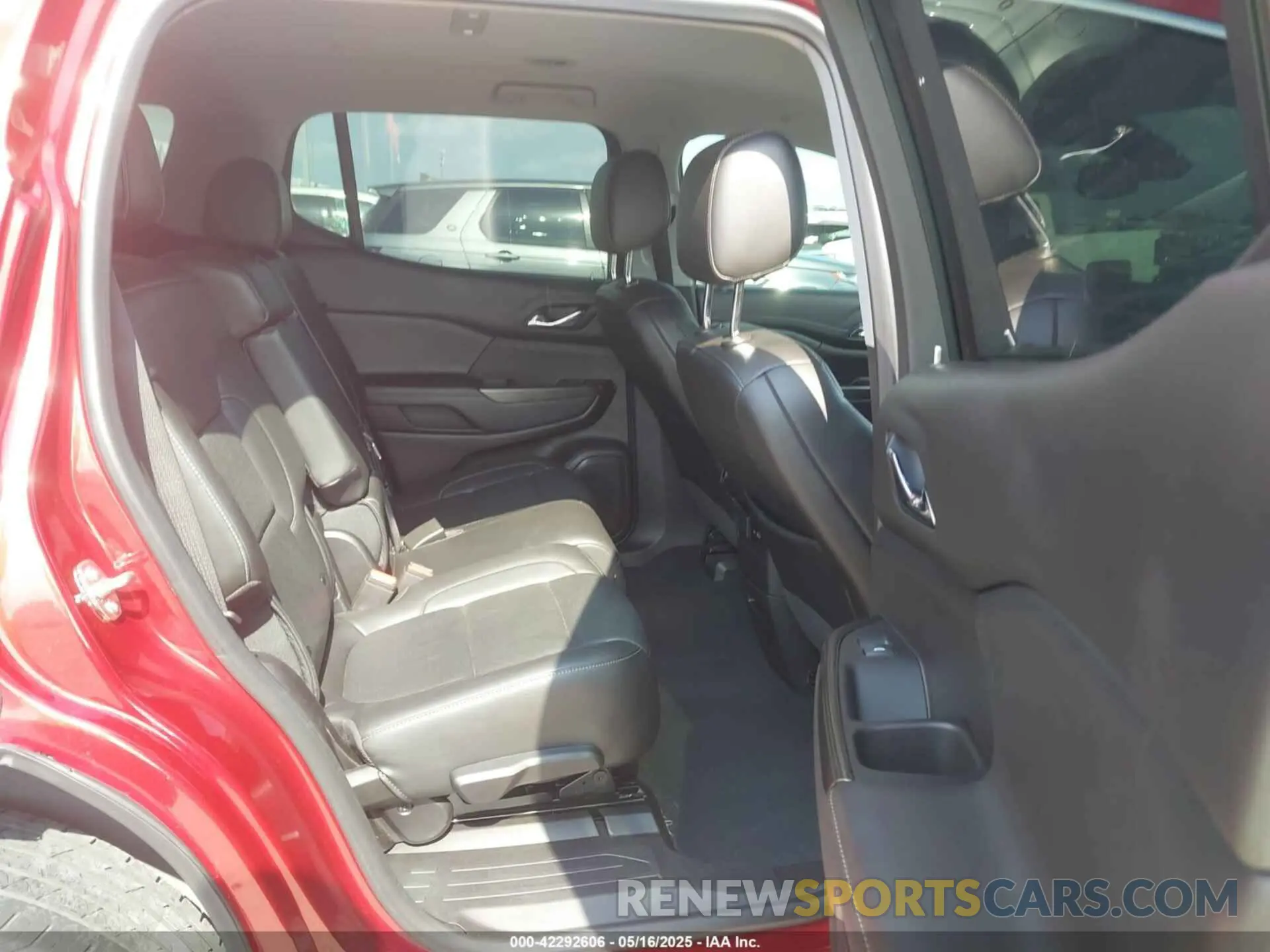 8 Photograph of a damaged car 1GKKNML42PZ173612 GMC ACADIA 2023