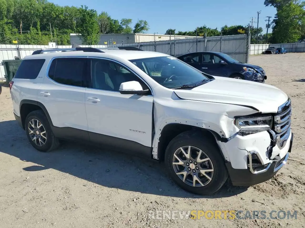 4 Photograph of a damaged car 1GKKNML43PZ117159 GMC ACADIA 2023