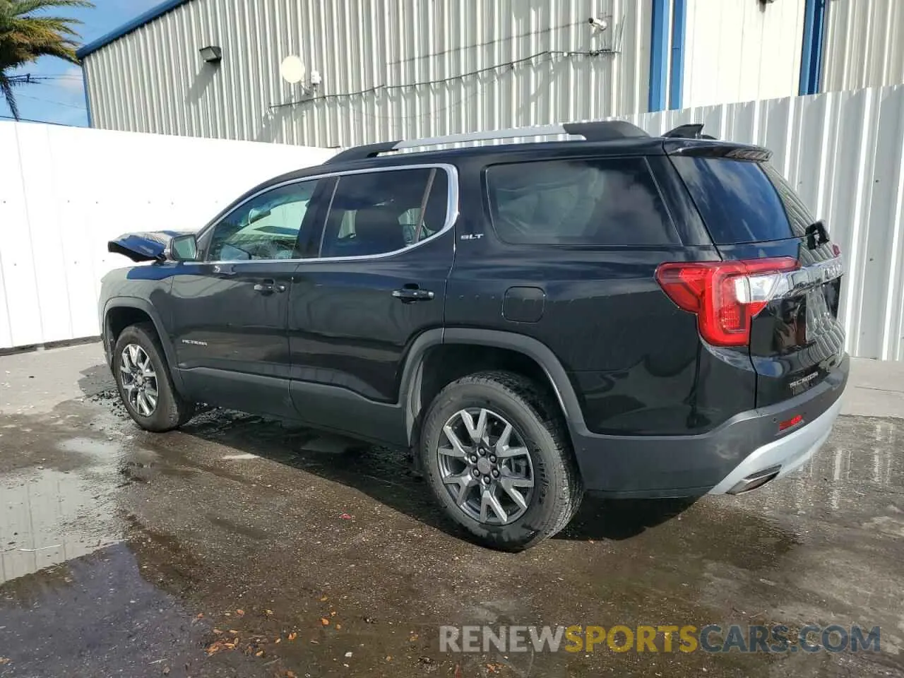 2 Photograph of a damaged car 1GKKNML43PZ152834 GMC ACADIA 2023