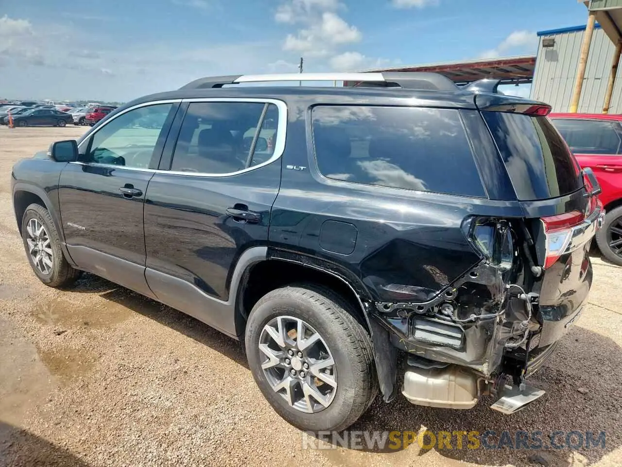 2 Photograph of a damaged car 1GKKNML44PZ236838 GMC ACADIA 2023