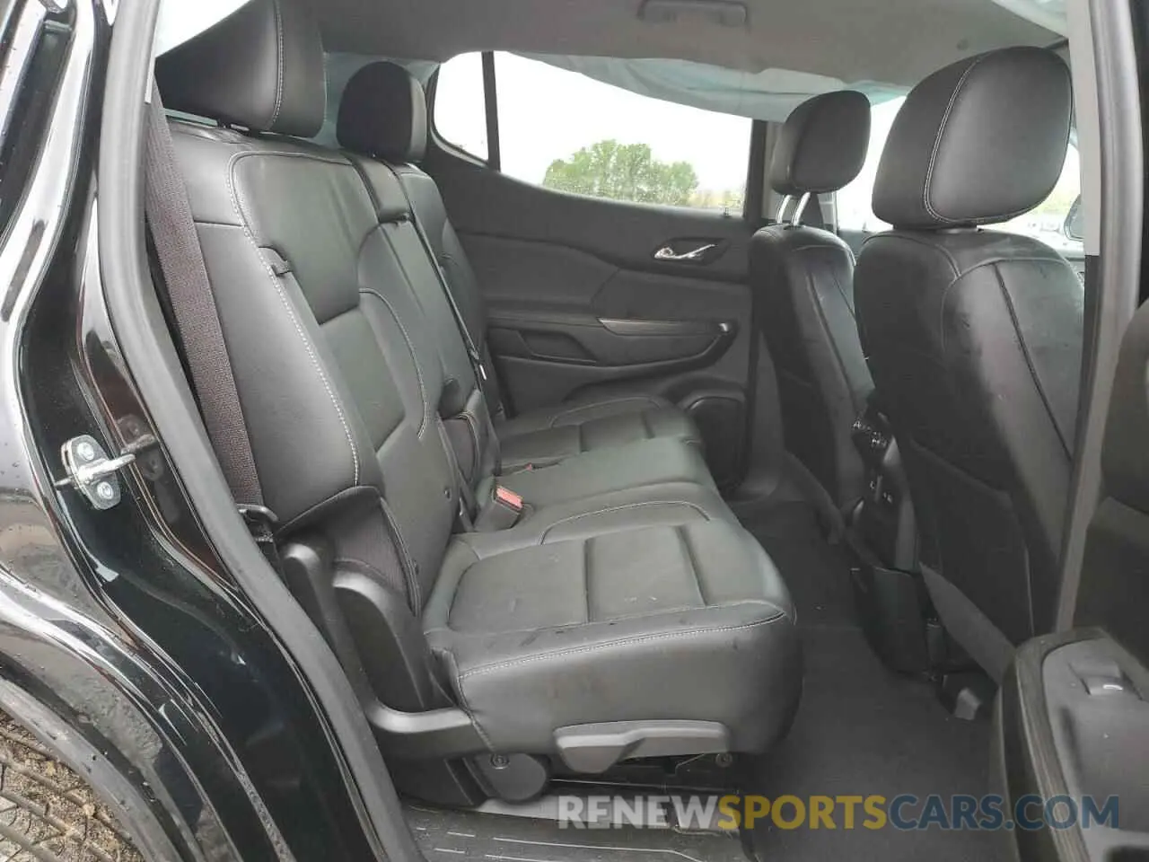 11 Photograph of a damaged car 1GKKNML44PZ259150 GMC ACADIA 2023