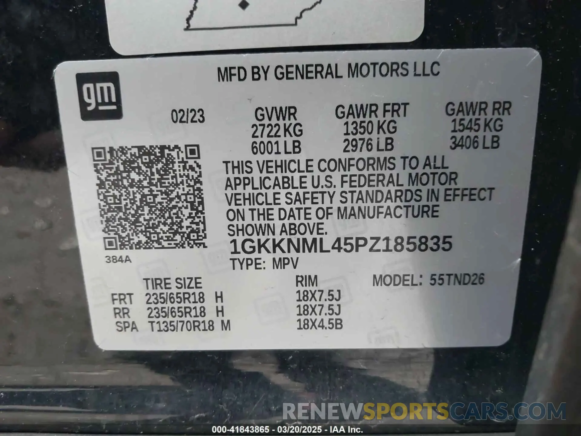 9 Photograph of a damaged car 1GKKNML45PZ185835 GMC ACADIA 2023