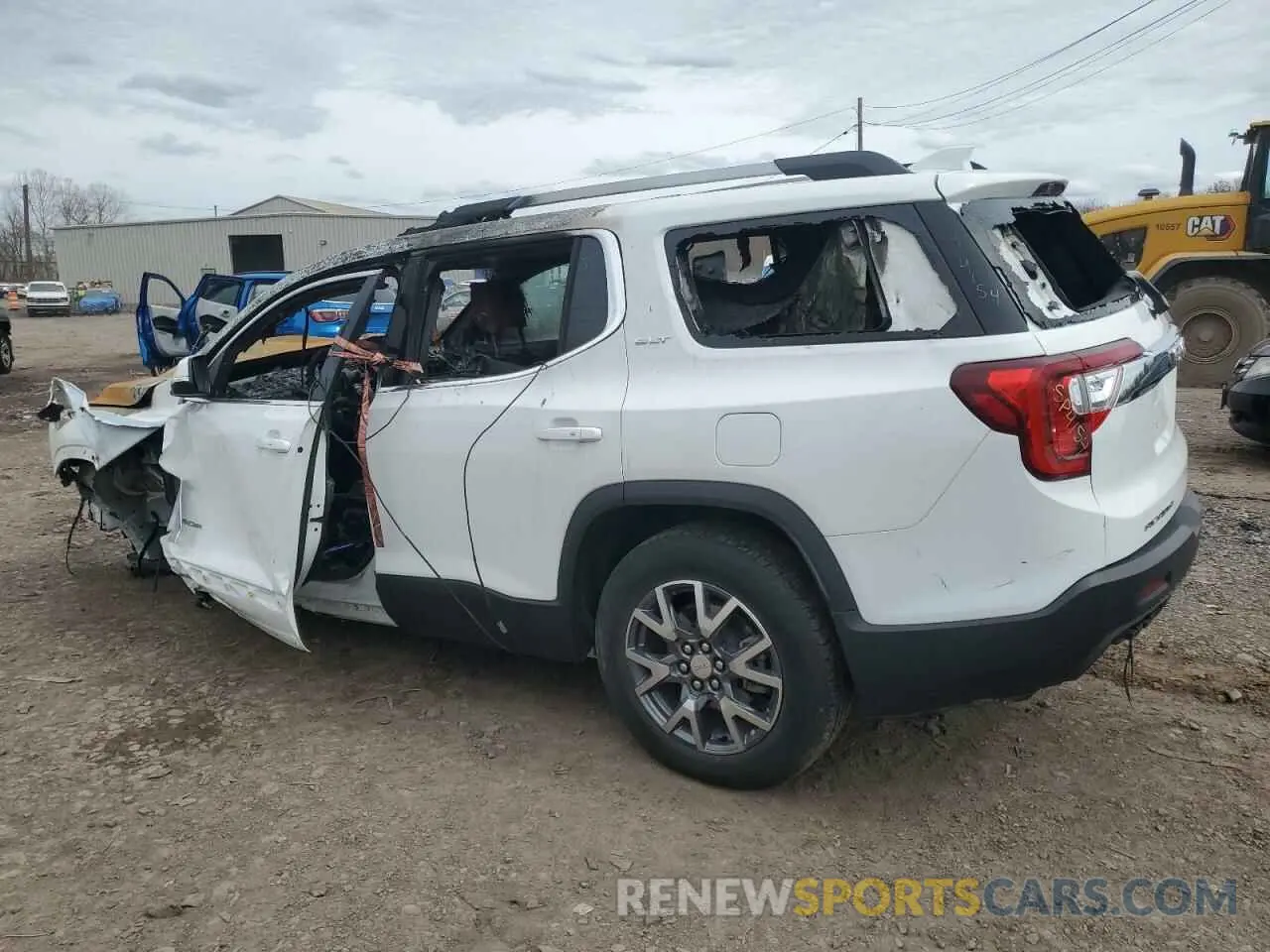 2 Photograph of a damaged car 1GKKNML45PZ233432 GMC ACADIA 2023