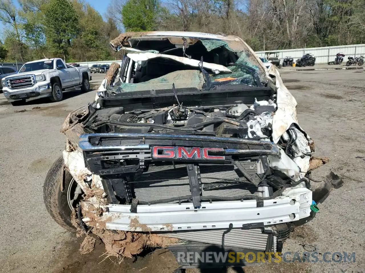 5 Photograph of a damaged car 1GKKNML45PZ237626 GMC ACADIA 2023
