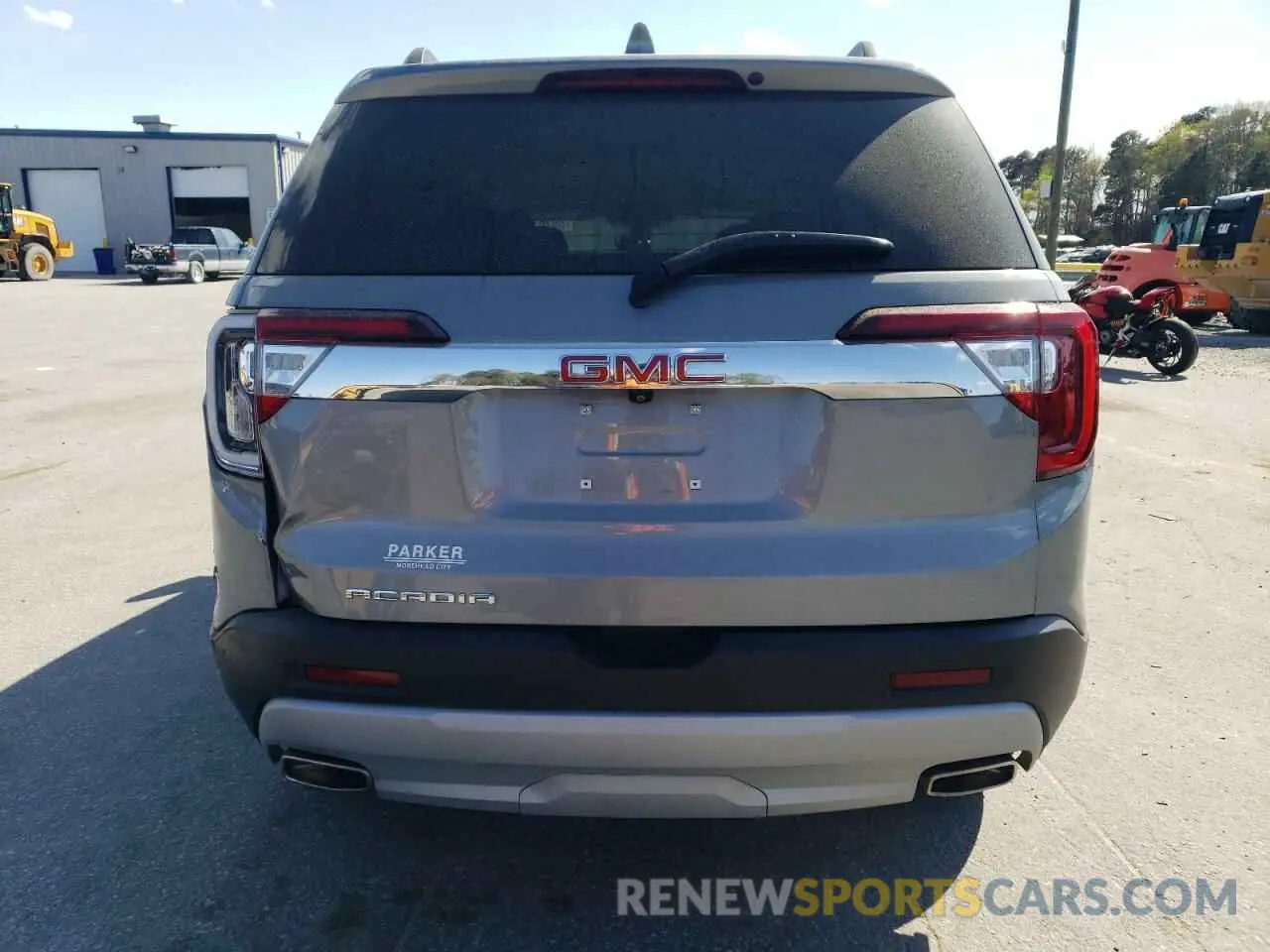 6 Photograph of a damaged car 1GKKNML45PZ238906 GMC ACADIA 2023