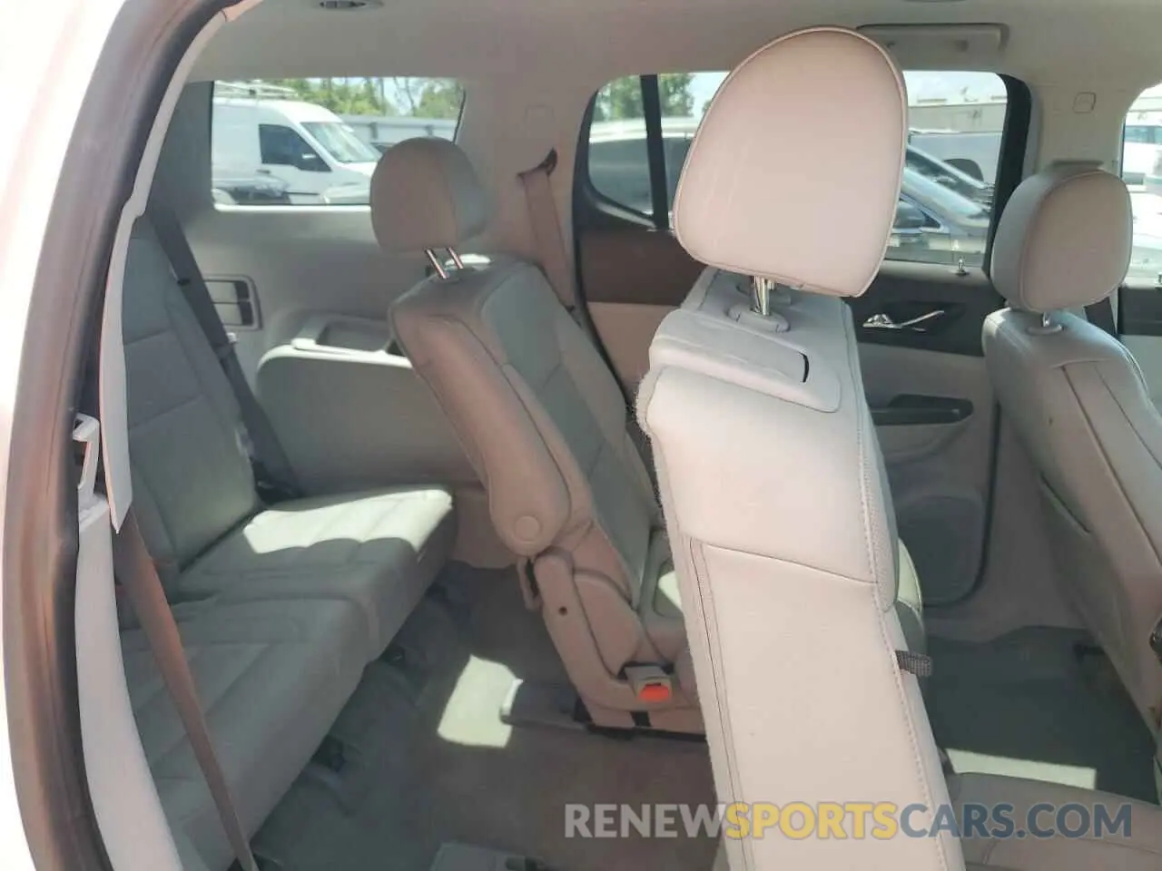 11 Photograph of a damaged car 1GKKNML46PZ155713 GMC ACADIA 2023