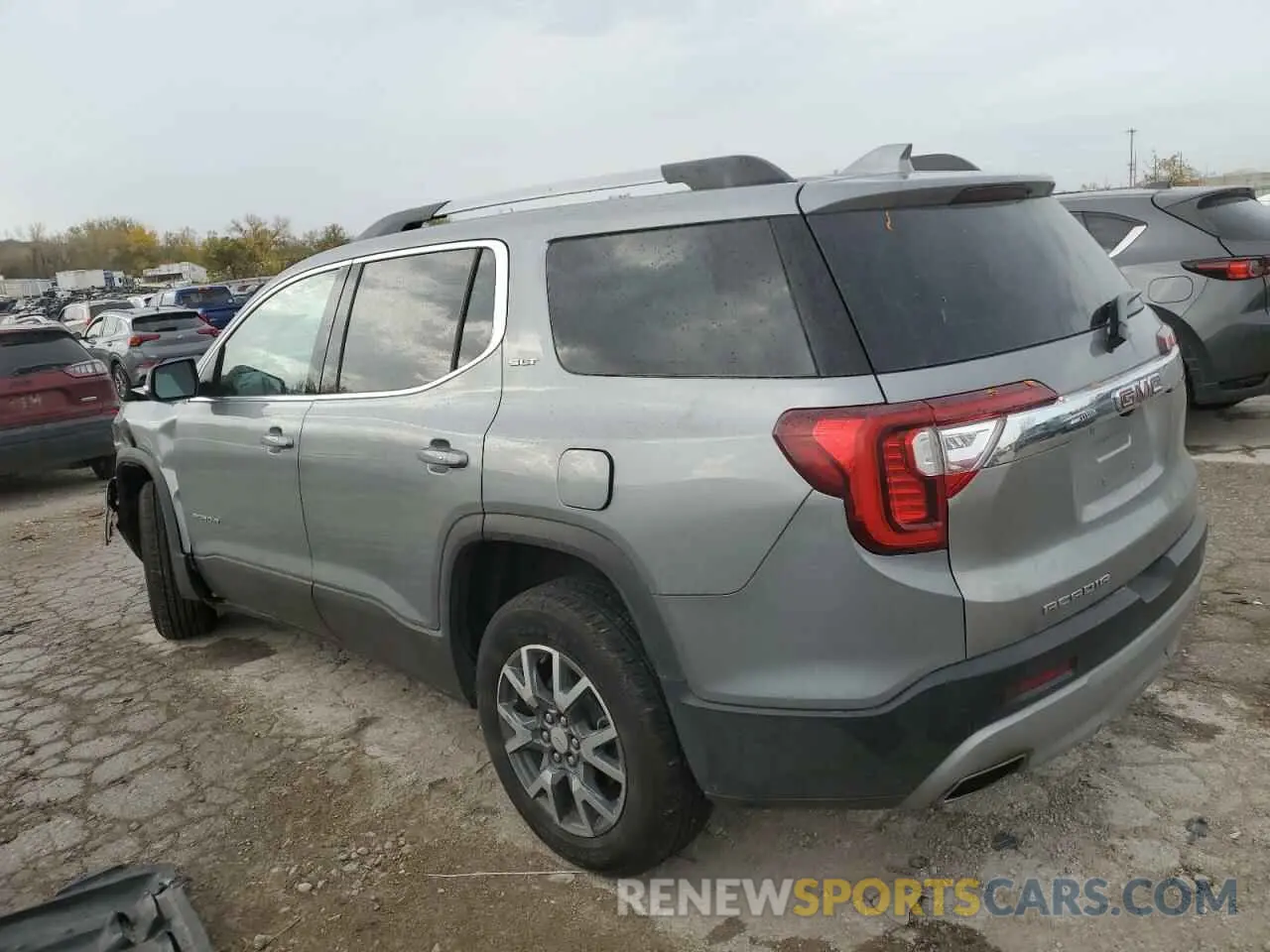 2 Photograph of a damaged car 1GKKNML46PZ227946 GMC ACADIA 2023