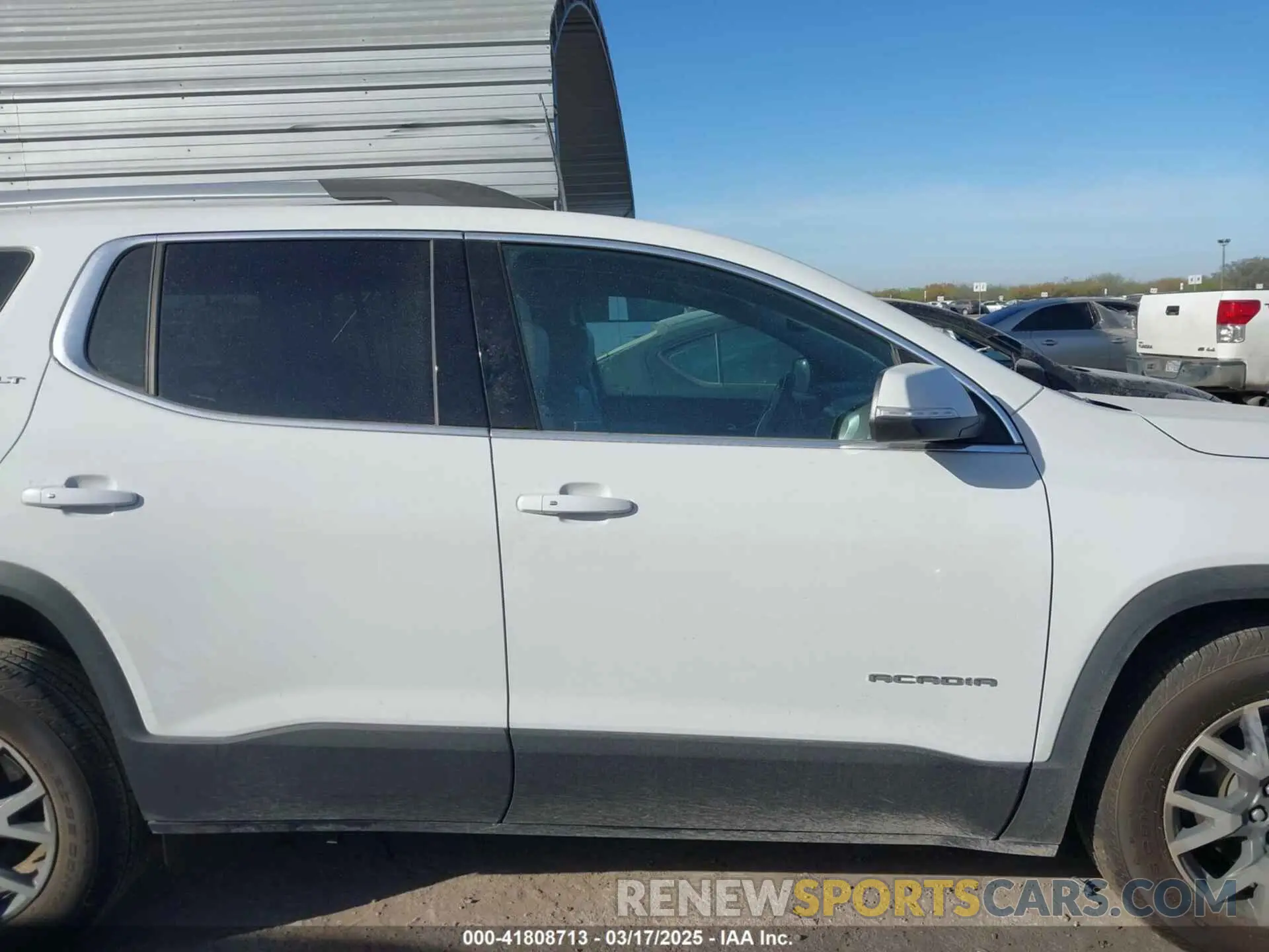 13 Photograph of a damaged car 1GKKNML47PZ168955 GMC ACADIA 2023