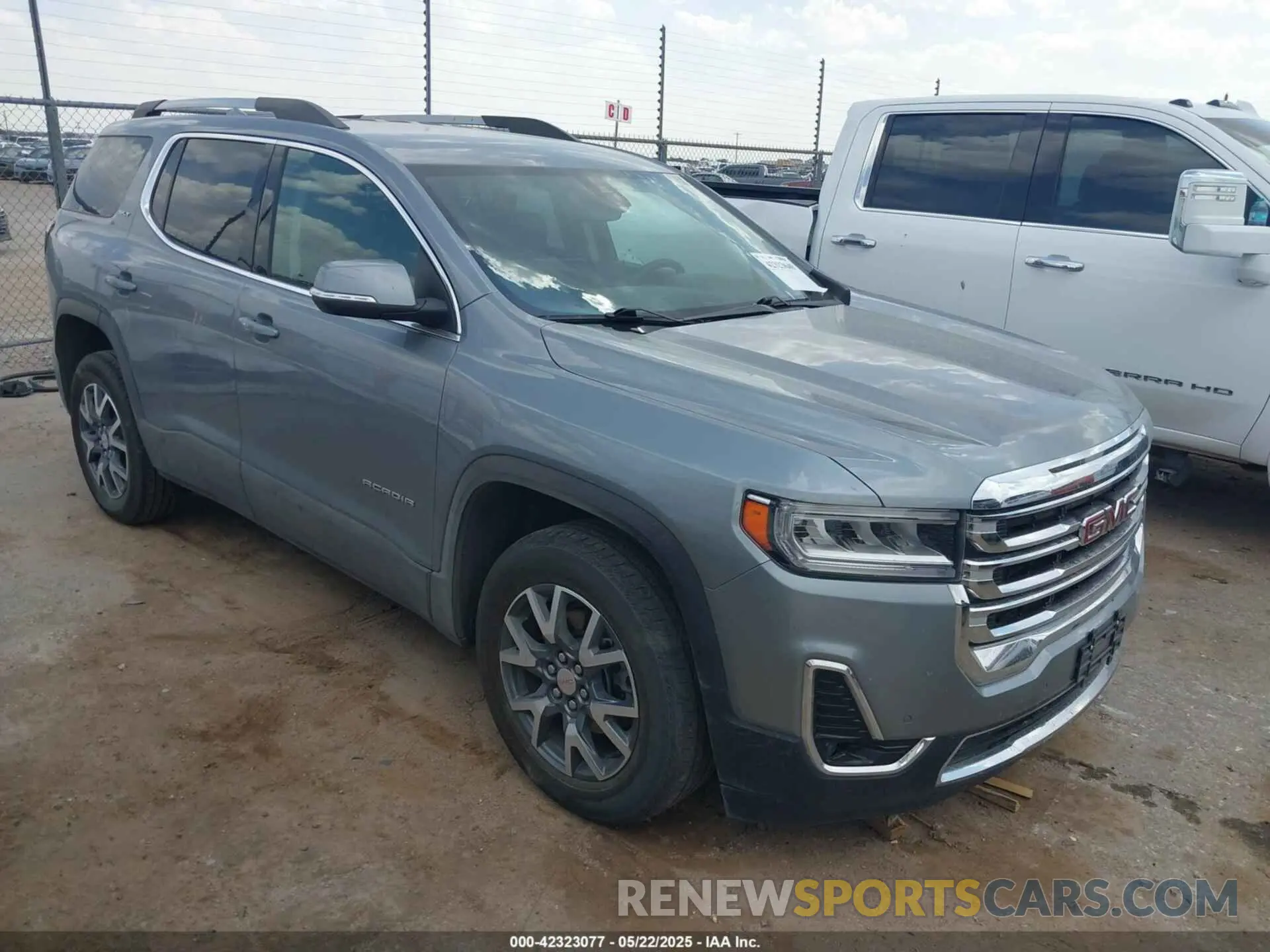 1 Photograph of a damaged car 1GKKNML48PZ163361 GMC ACADIA 2023