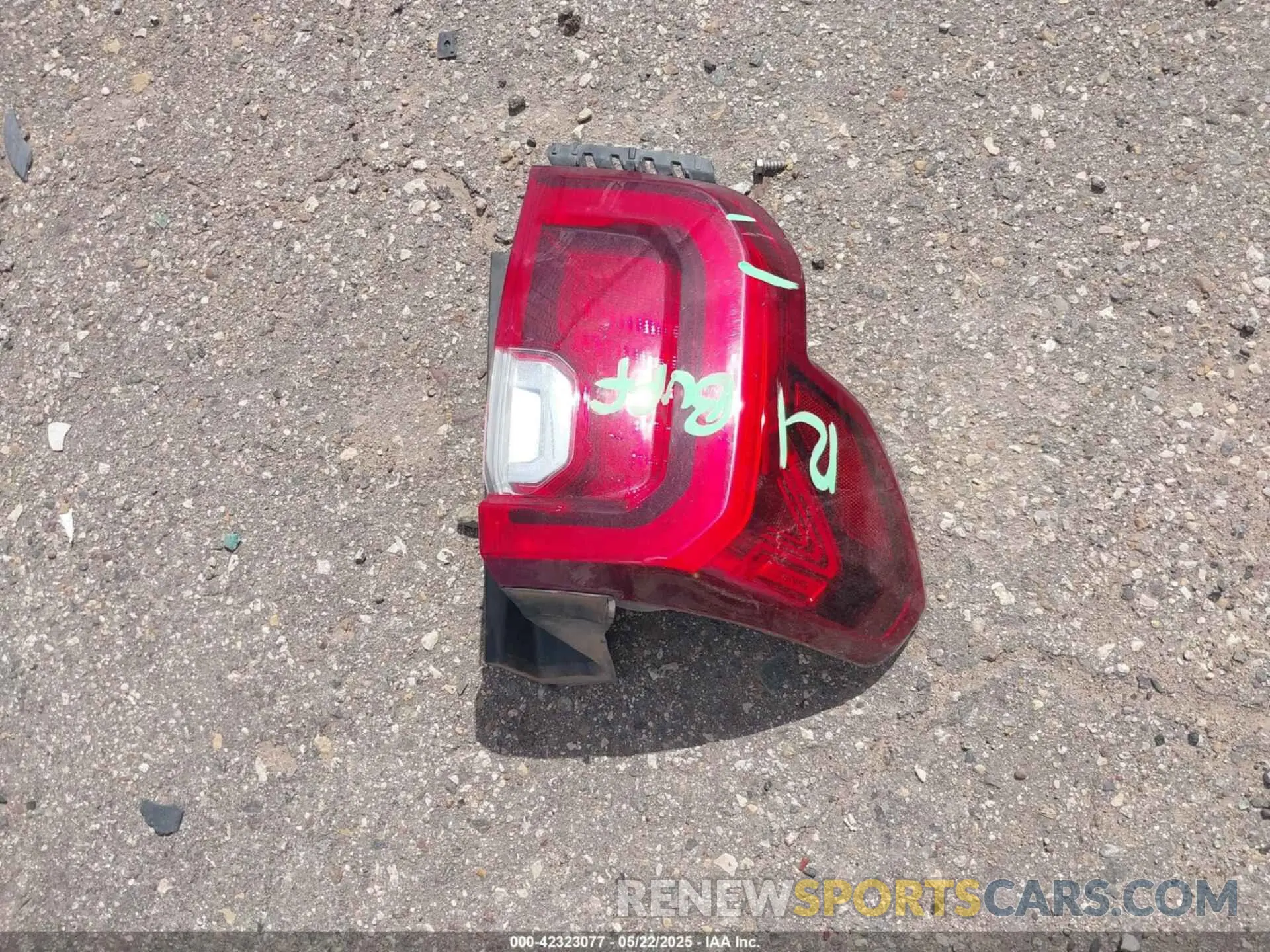 12 Photograph of a damaged car 1GKKNML48PZ163361 GMC ACADIA 2023