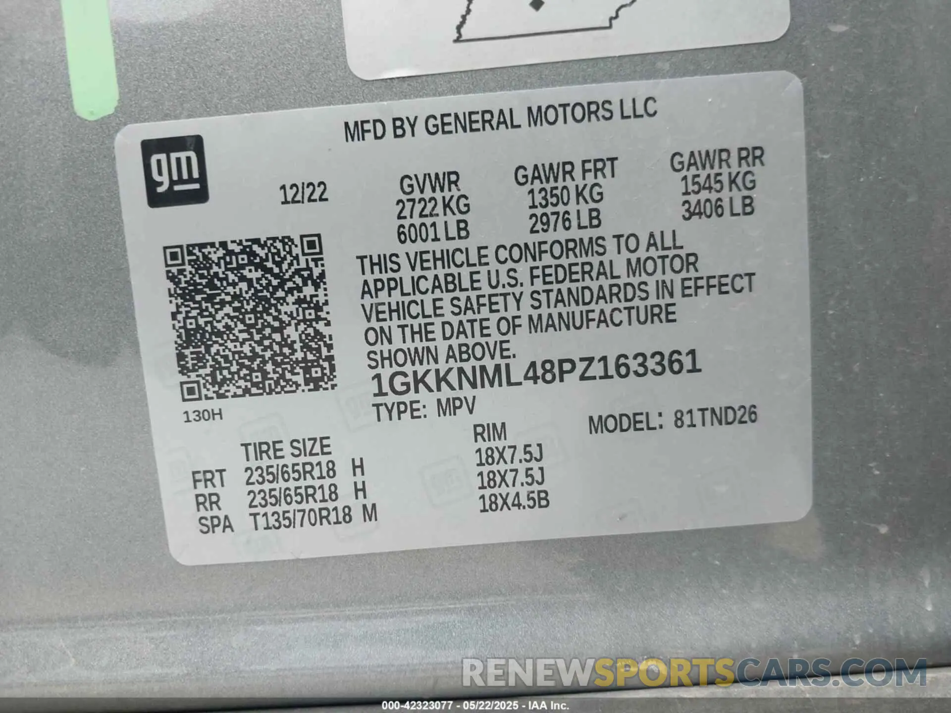 9 Photograph of a damaged car 1GKKNML48PZ163361 GMC ACADIA 2023