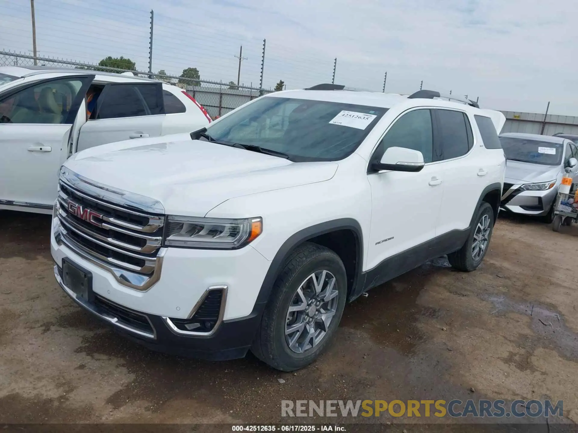 2 Photograph of a damaged car 1GKKNML49PZ218139 GMC ACADIA 2023