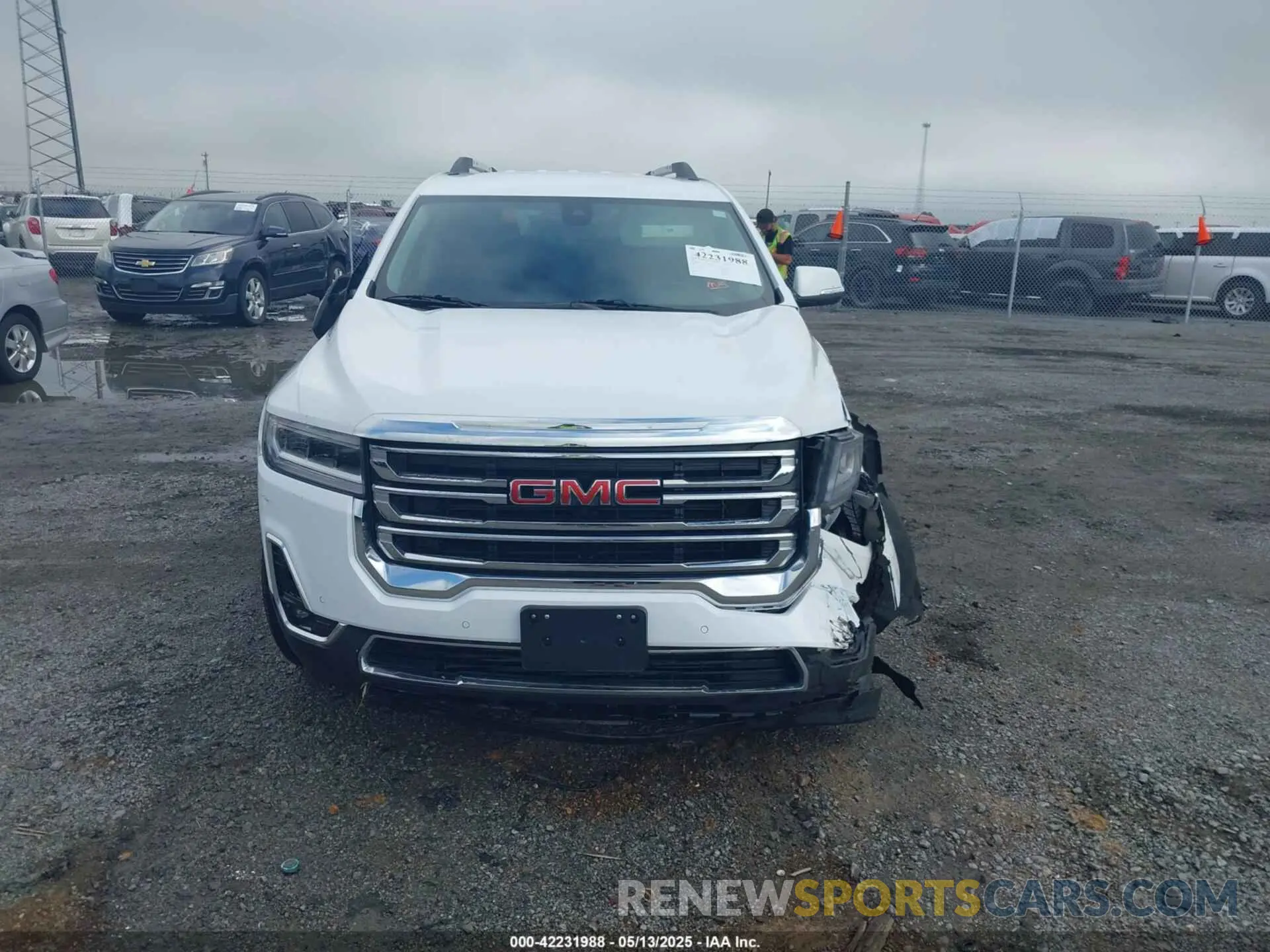 12 Photograph of a damaged car 1GKKNML4XPZ156685 GMC ACADIA 2023
