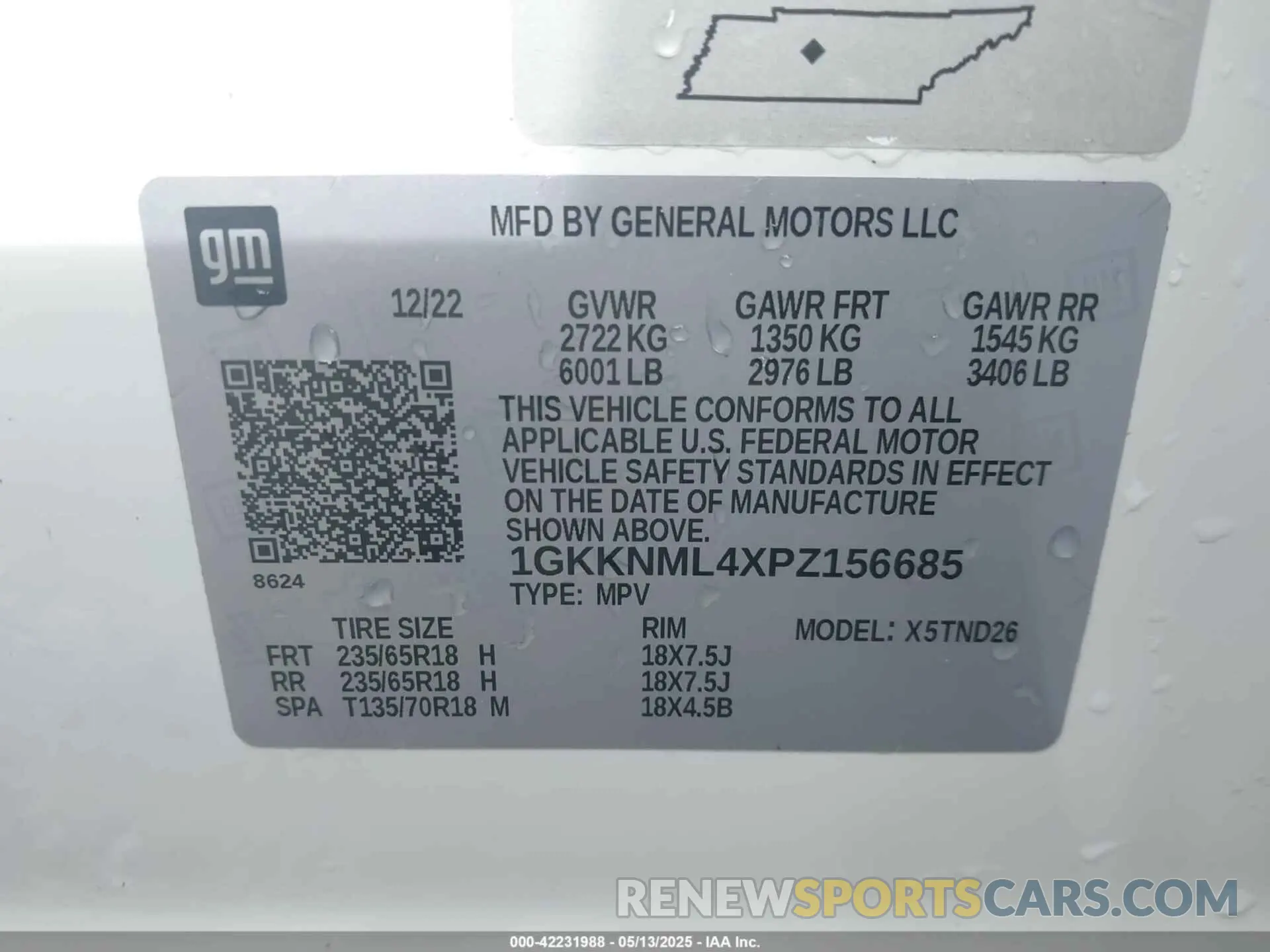 9 Photograph of a damaged car 1GKKNML4XPZ156685 GMC ACADIA 2023