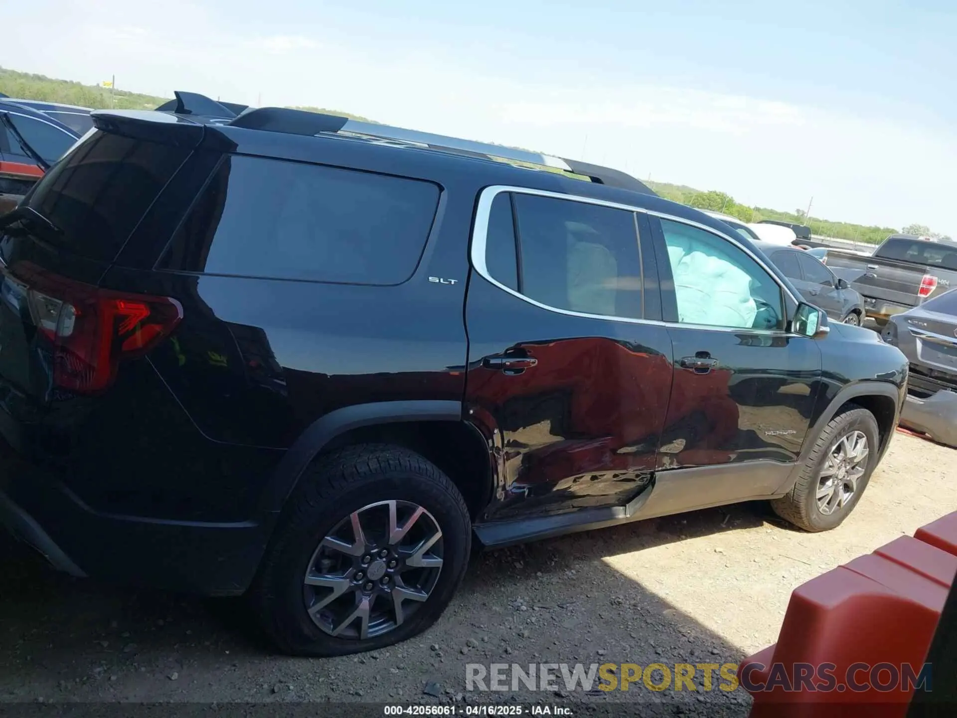 13 Photograph of a damaged car 1GKKNML4XPZ223446 GMC ACADIA 2023