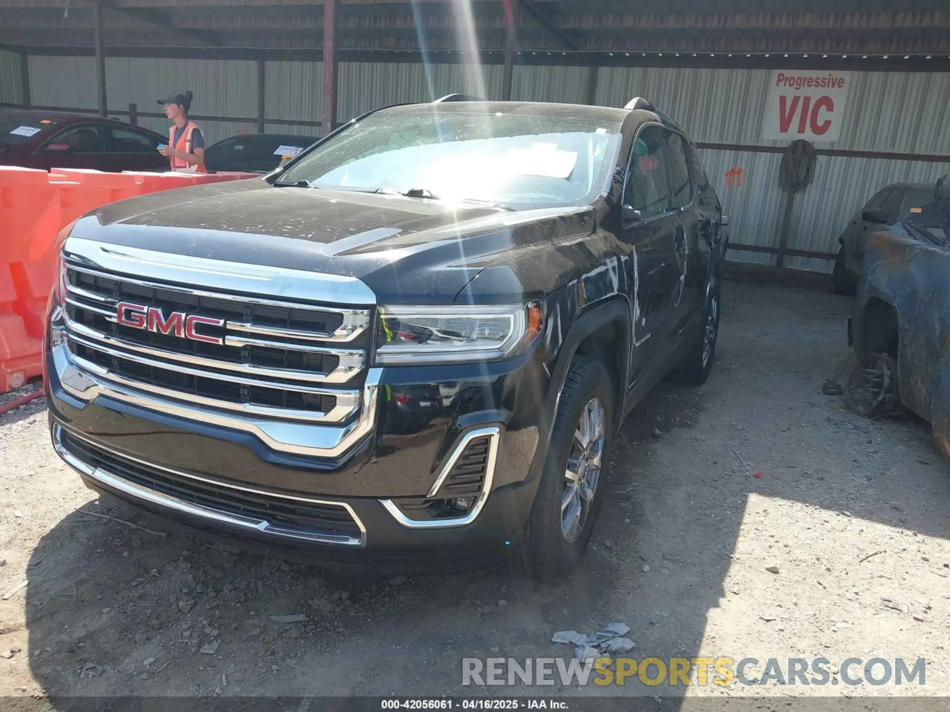 2 Photograph of a damaged car 1GKKNML4XPZ223446 GMC ACADIA 2023