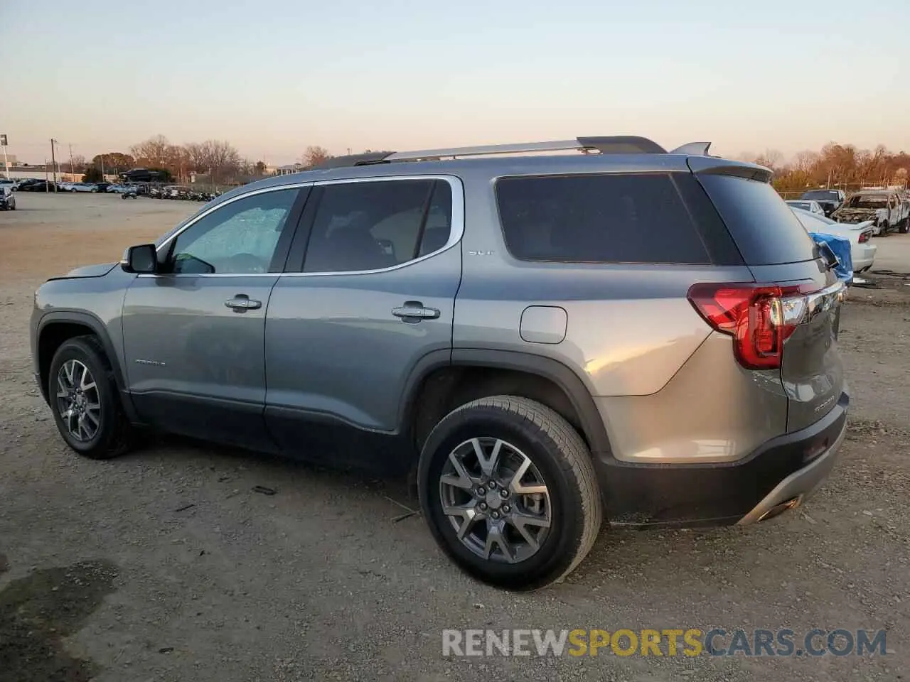 2 Photograph of a damaged car 1GKKNMLS0PZ224605 GMC ACADIA 2023