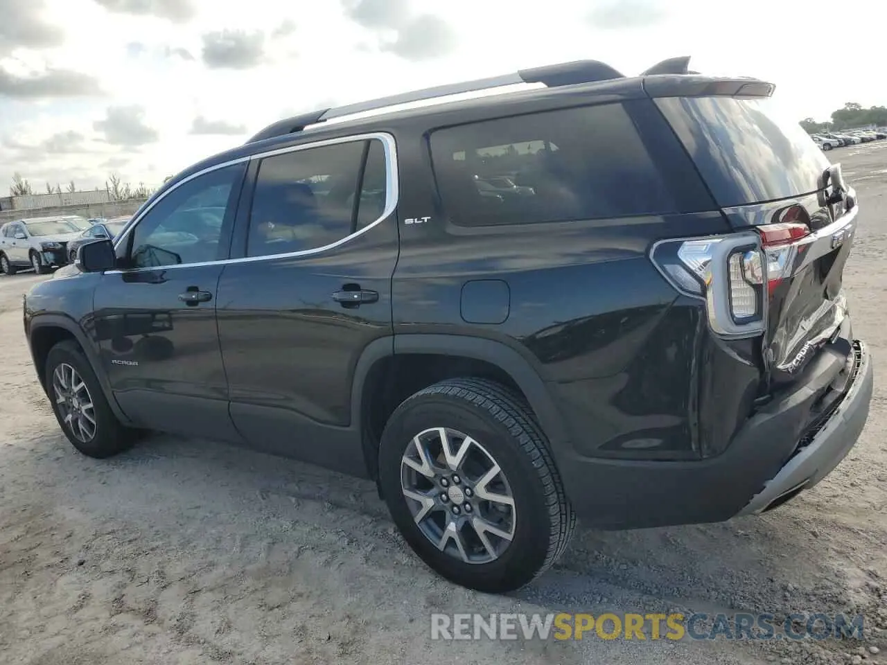 2 Photograph of a damaged car 1GKKNMLS1PZ249643 GMC ACADIA 2023