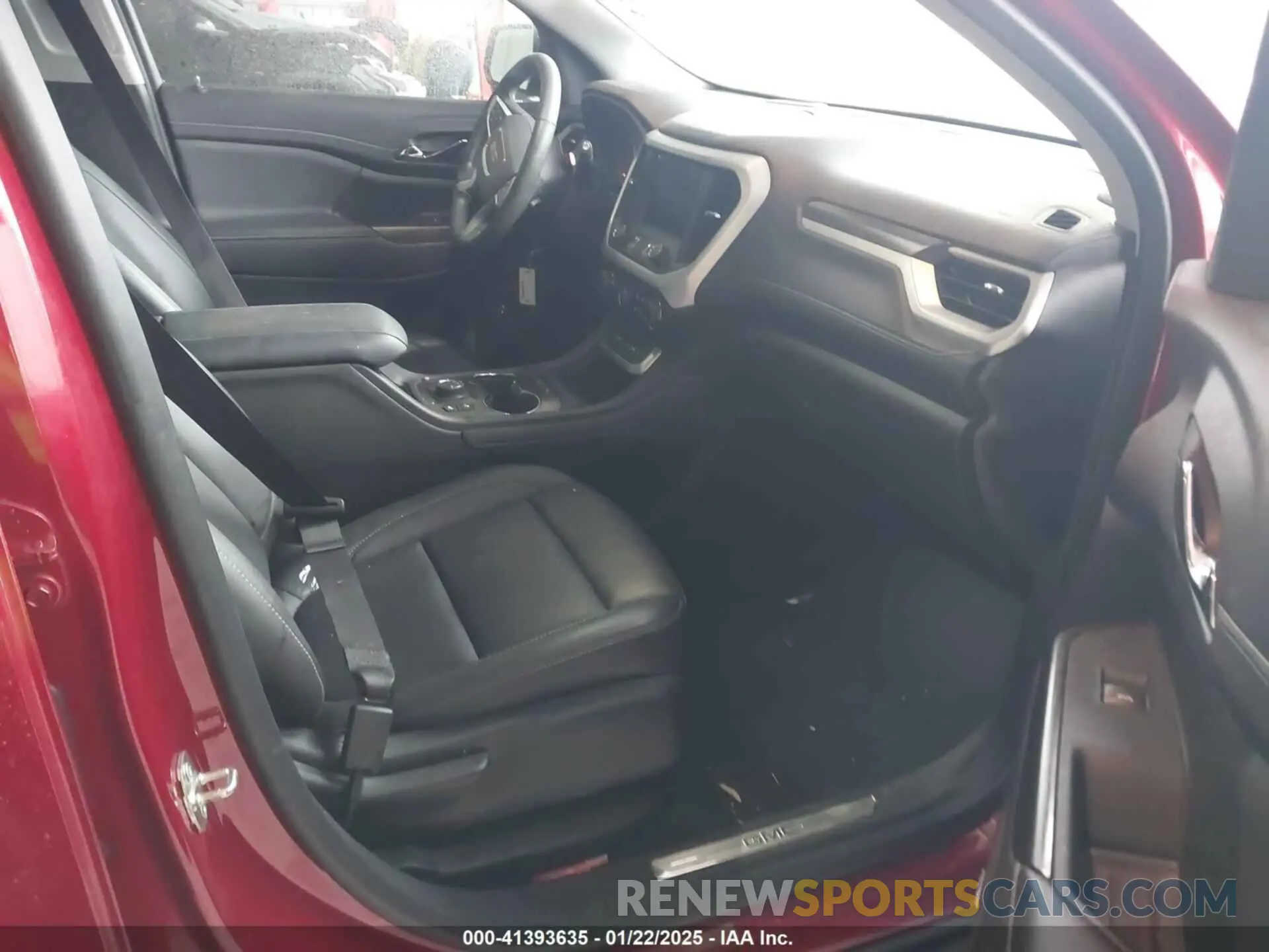 5 Photograph of a damaged car 1GKKNMLS4PZ174923 GMC ACADIA 2023