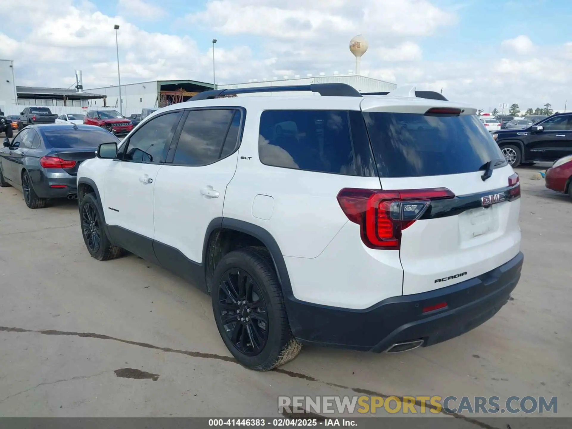 3 Photograph of a damaged car 1GKKNMLS7PZ189299 GMC ACADIA 2023