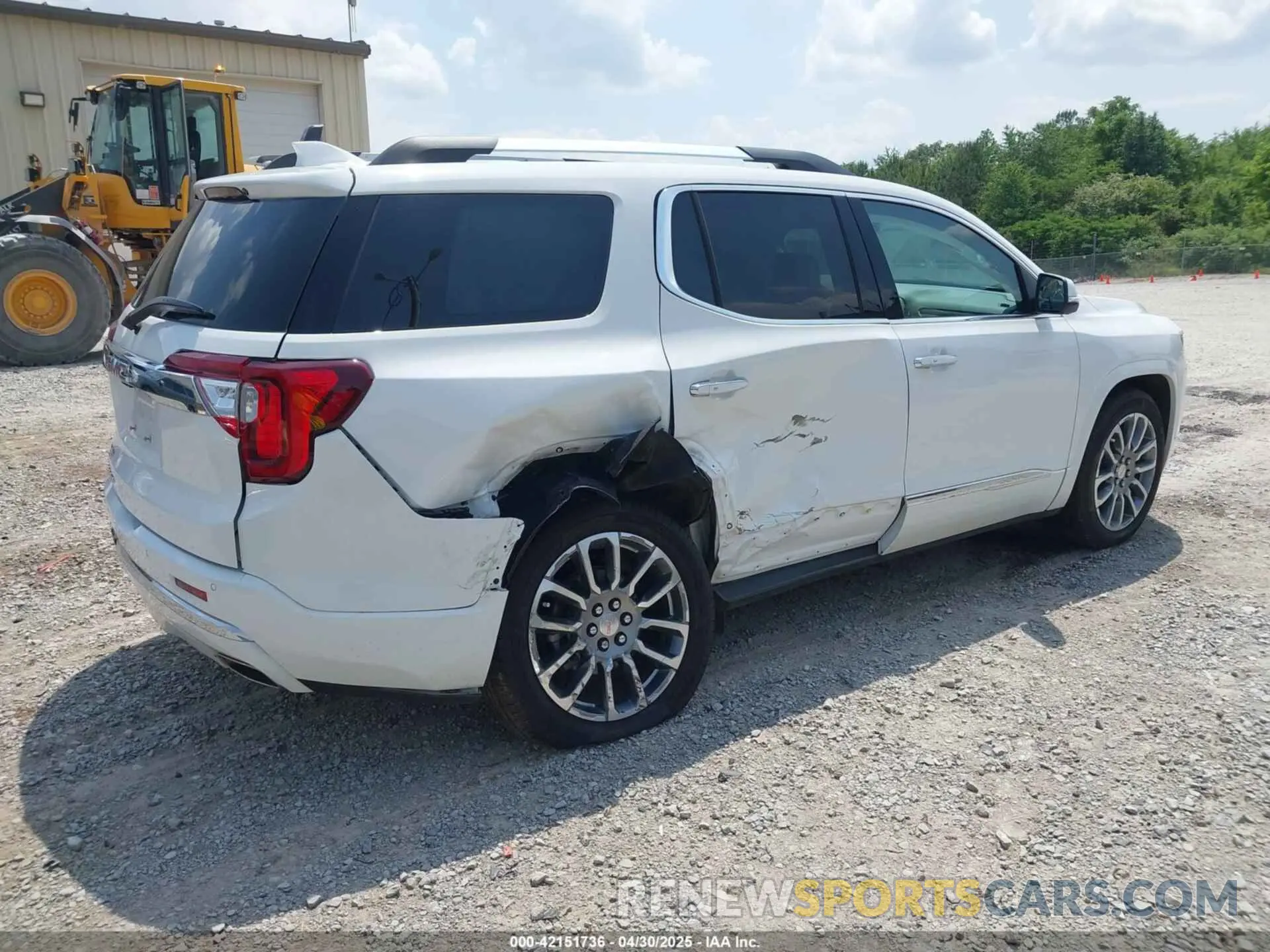4 Photograph of a damaged car 1GKKNPLS2PZ222680 GMC ACADIA 2023
