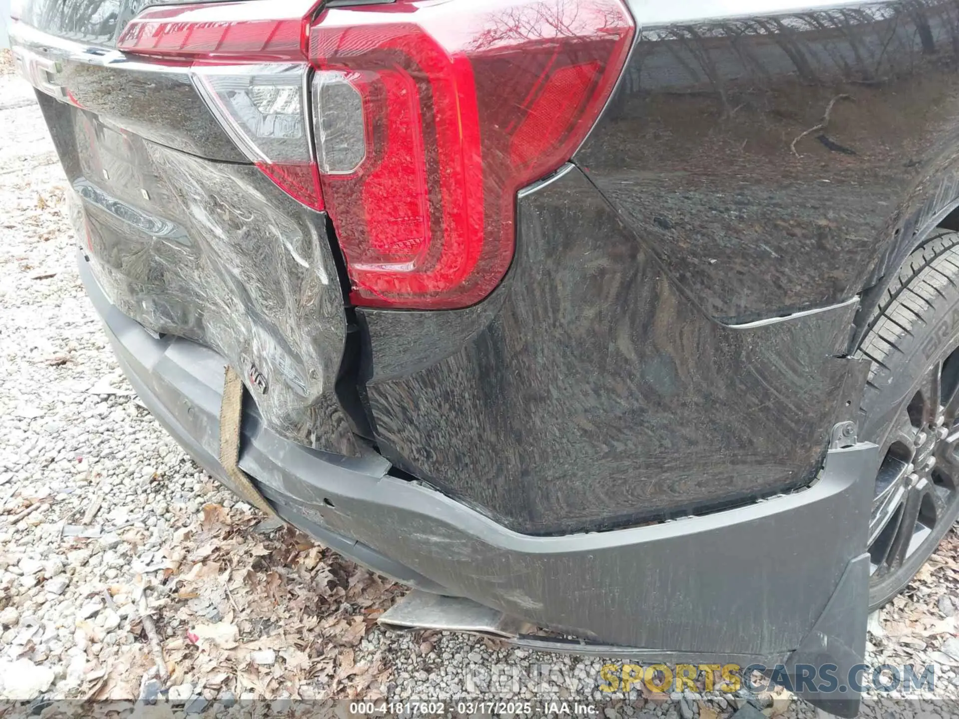 6 Photograph of a damaged car 1GKKNRL40PZ104463 GMC ACADIA 2023
