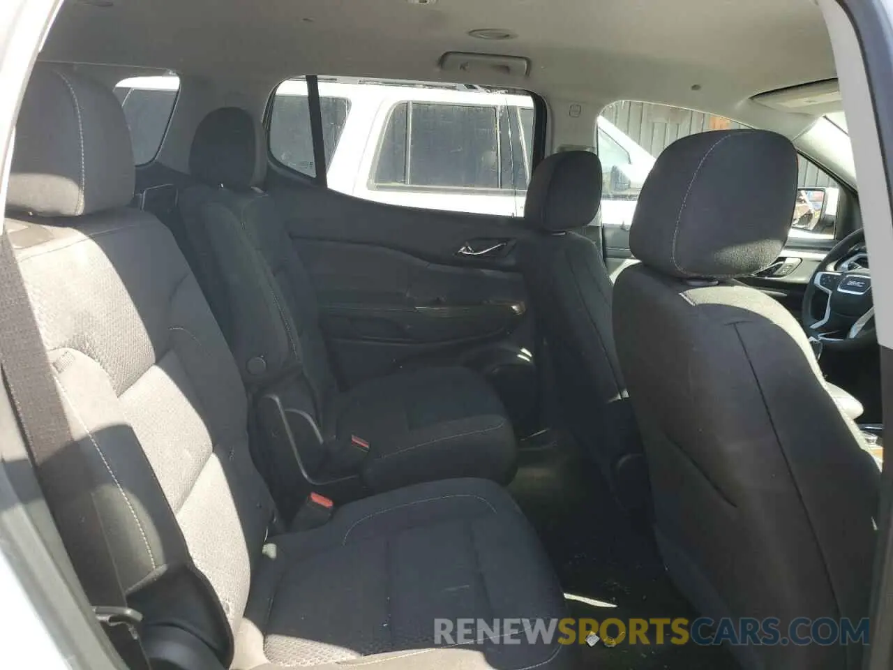 11 Photograph of a damaged car 1GKKNRL48PZ217772 GMC ACADIA 2023
