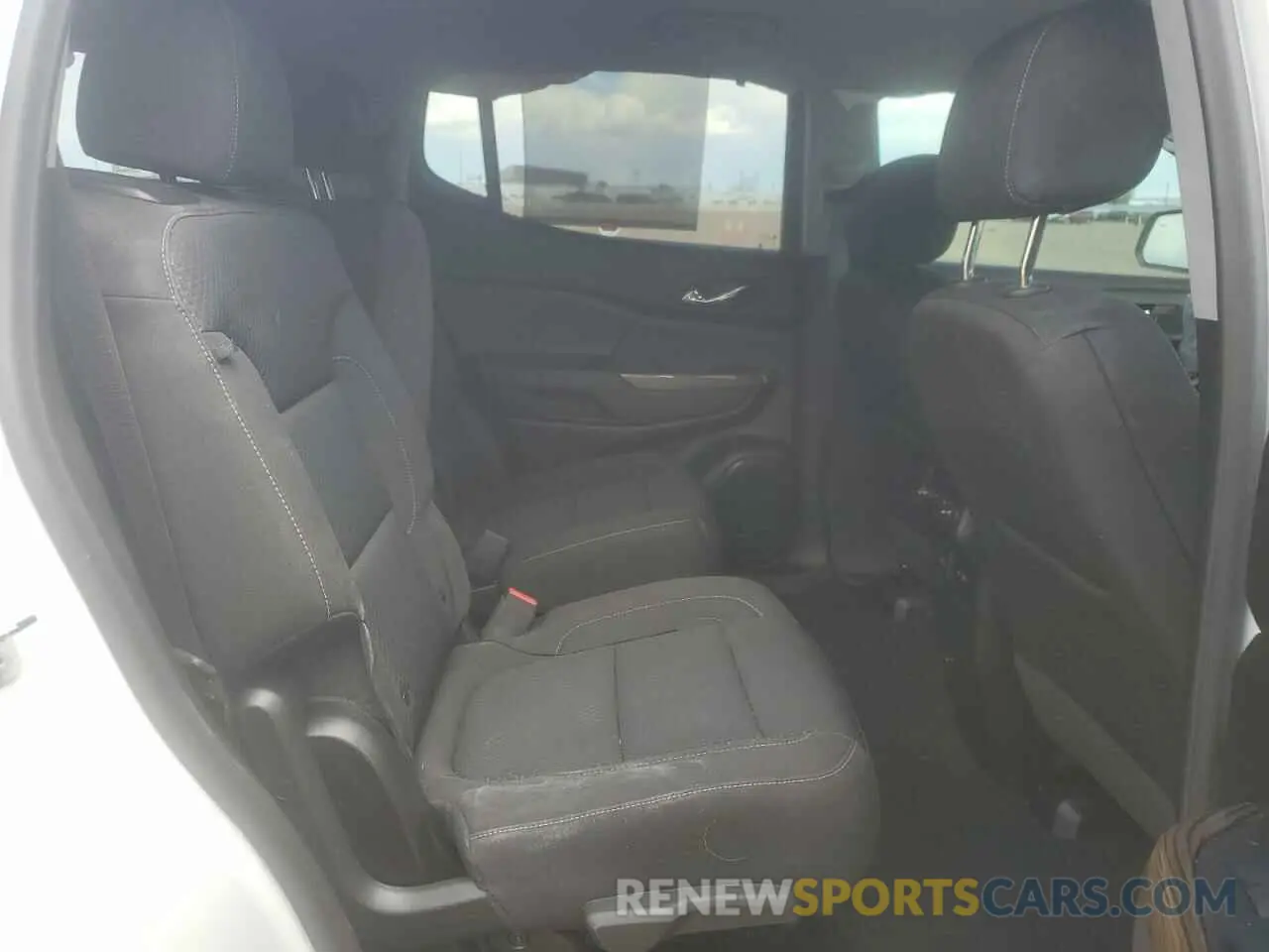 11 Photograph of a damaged car 1GKKNRL48PZ266177 GMC ACADIA 2023