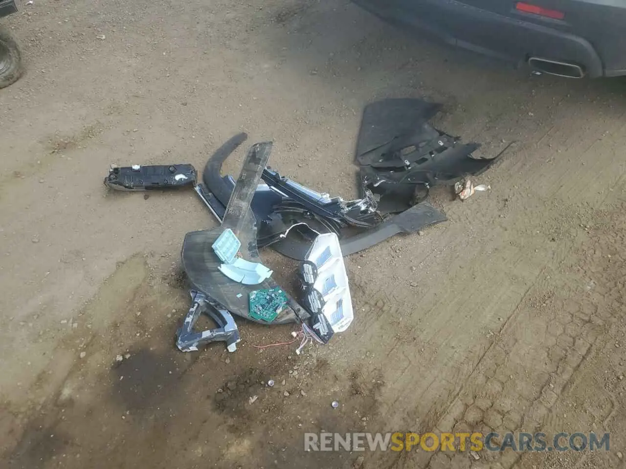 13 Photograph of a damaged car 1GKKNRL48PZ266177 GMC ACADIA 2023