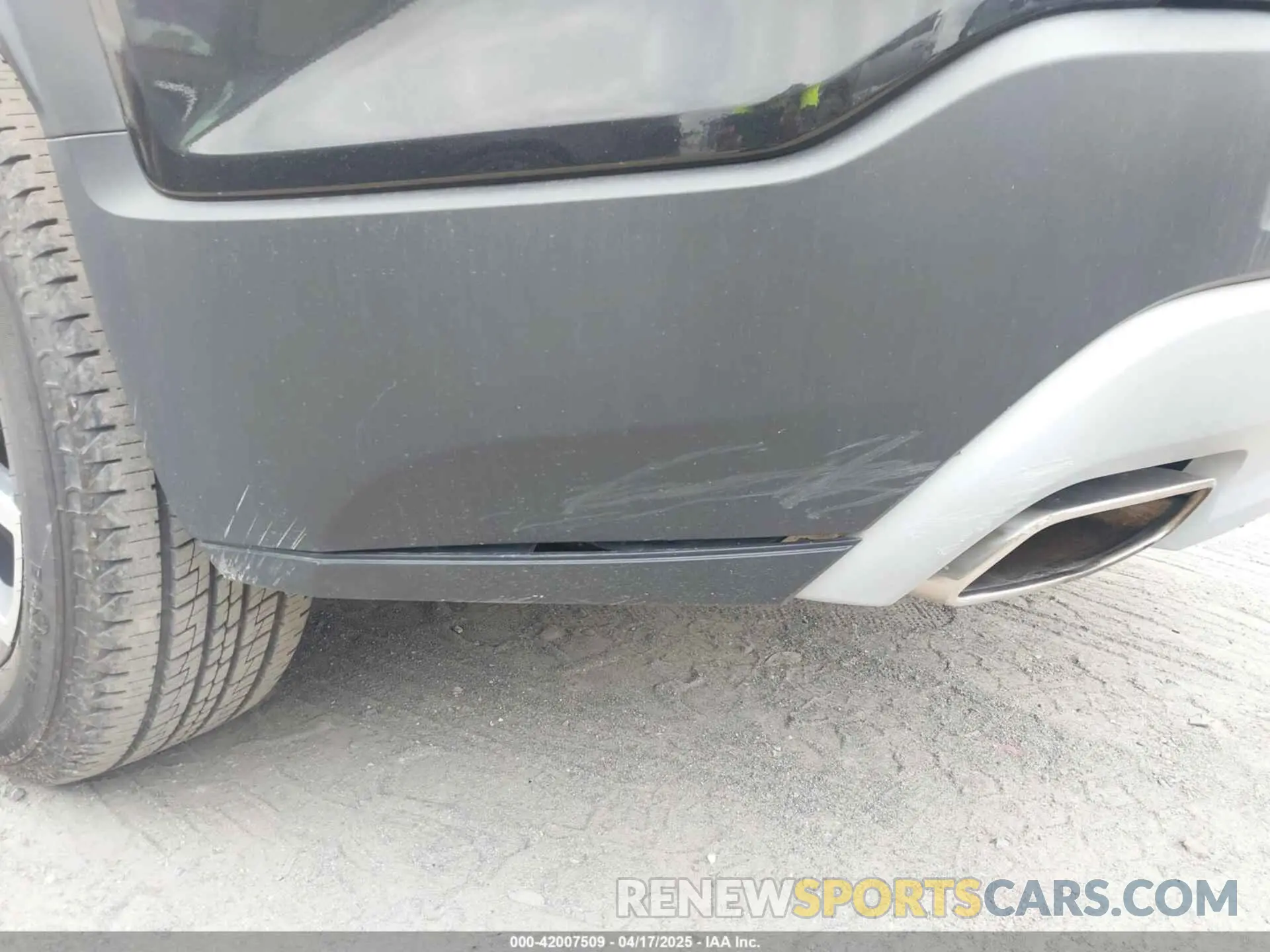 6 Photograph of a damaged car 1GKKNUL43PZ153188 GMC ACADIA 2023