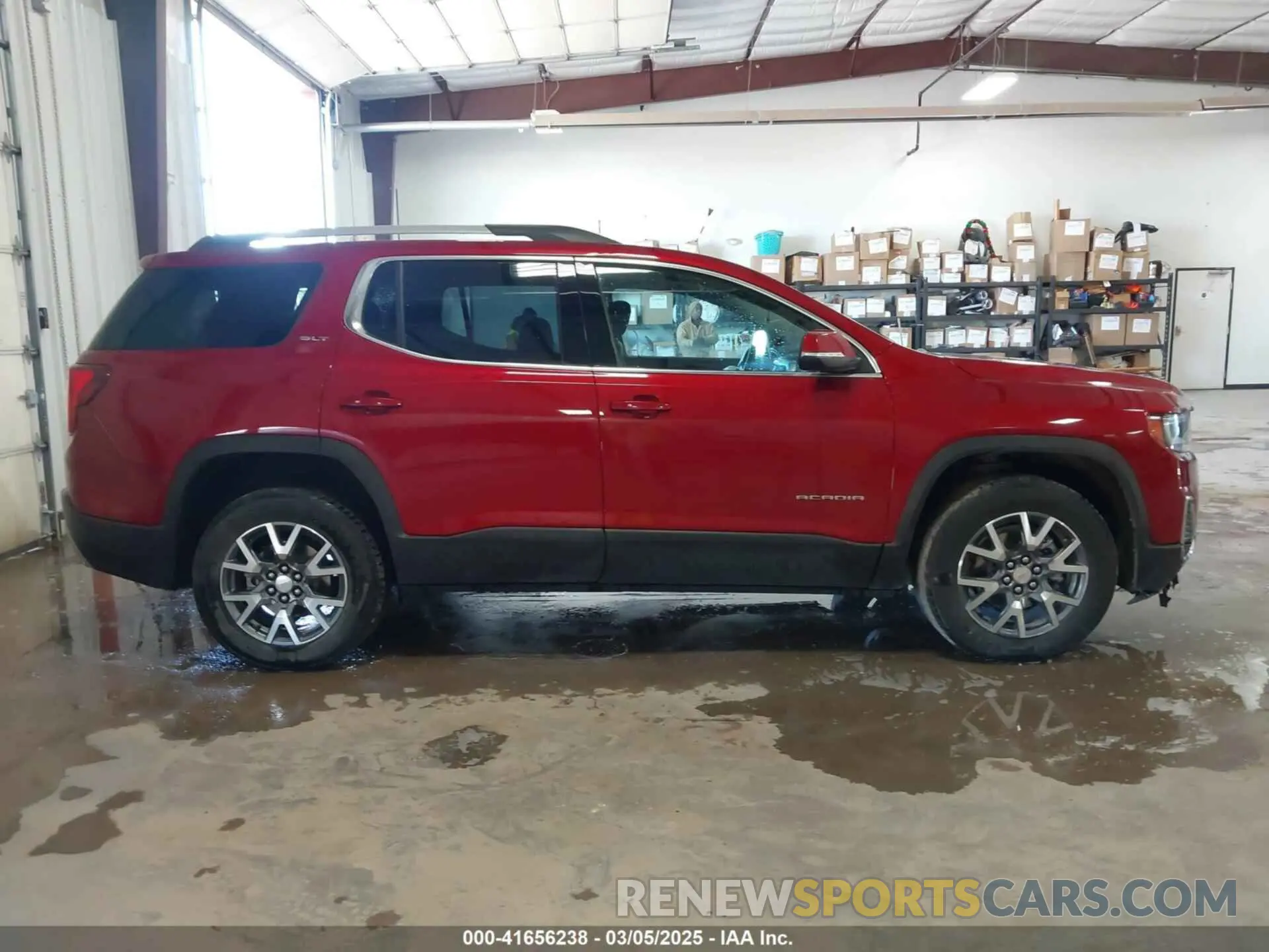 13 Photograph of a damaged car 1GKKNUL44PZ162840 GMC ACADIA 2023