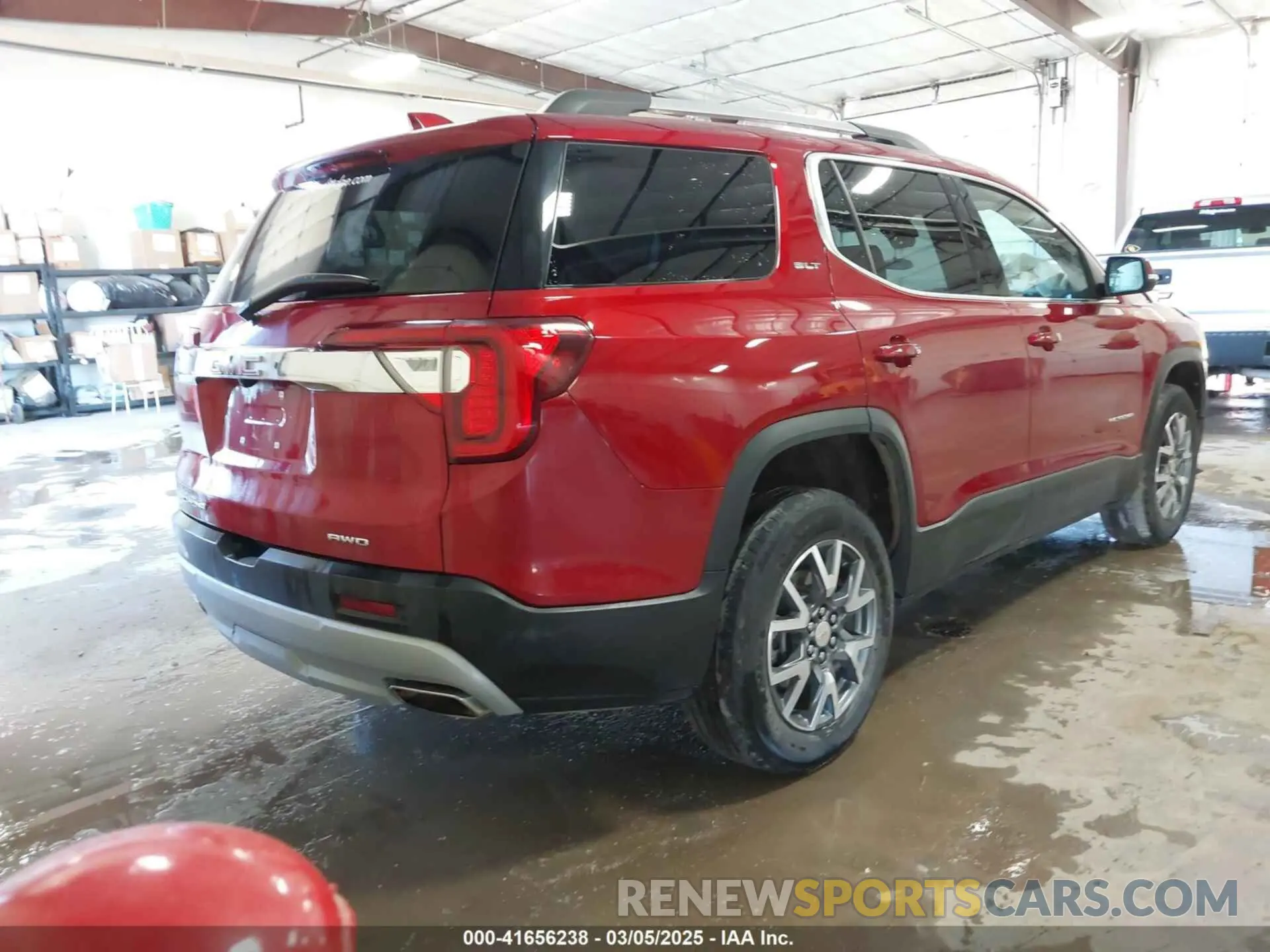 4 Photograph of a damaged car 1GKKNUL44PZ162840 GMC ACADIA 2023
