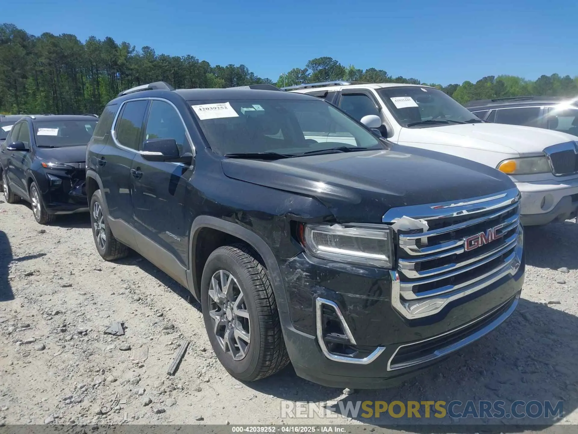 1 Photograph of a damaged car 1GKKNUL44PZ187429 GMC ACADIA 2023