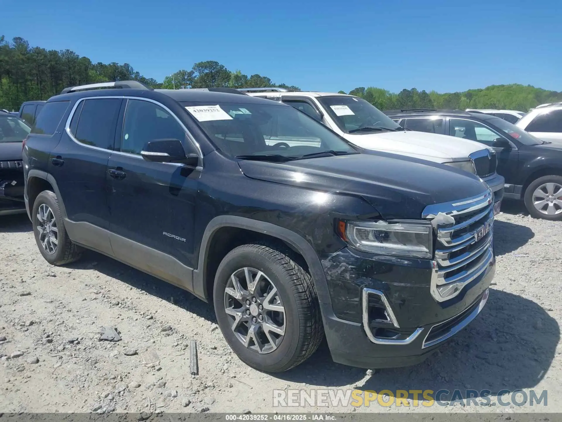 13 Photograph of a damaged car 1GKKNUL44PZ187429 GMC ACADIA 2023