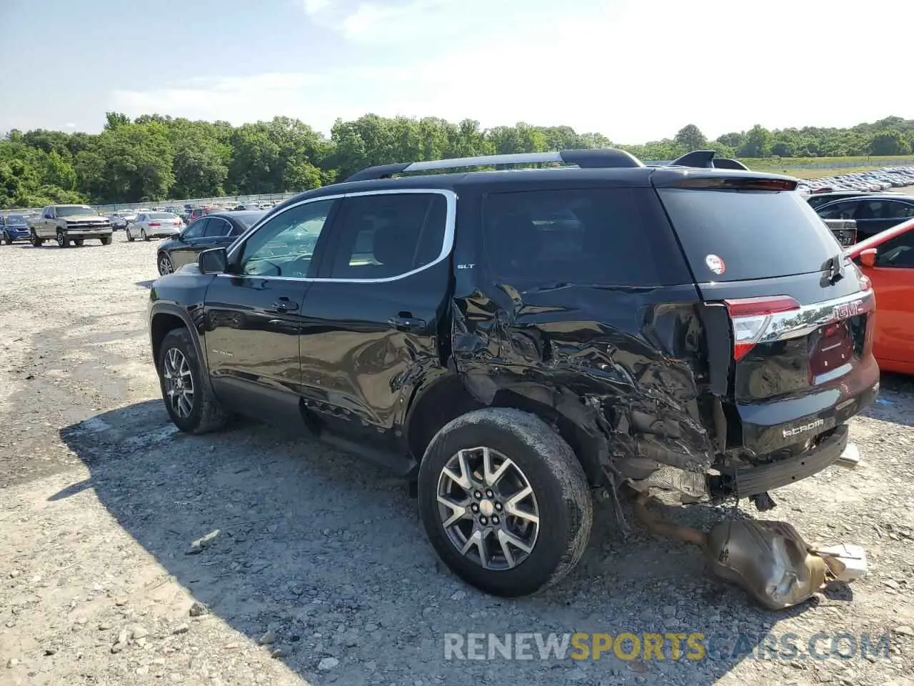 2 Photograph of a damaged car 1GKKNUL46PZ173578 GMC ACADIA 2023