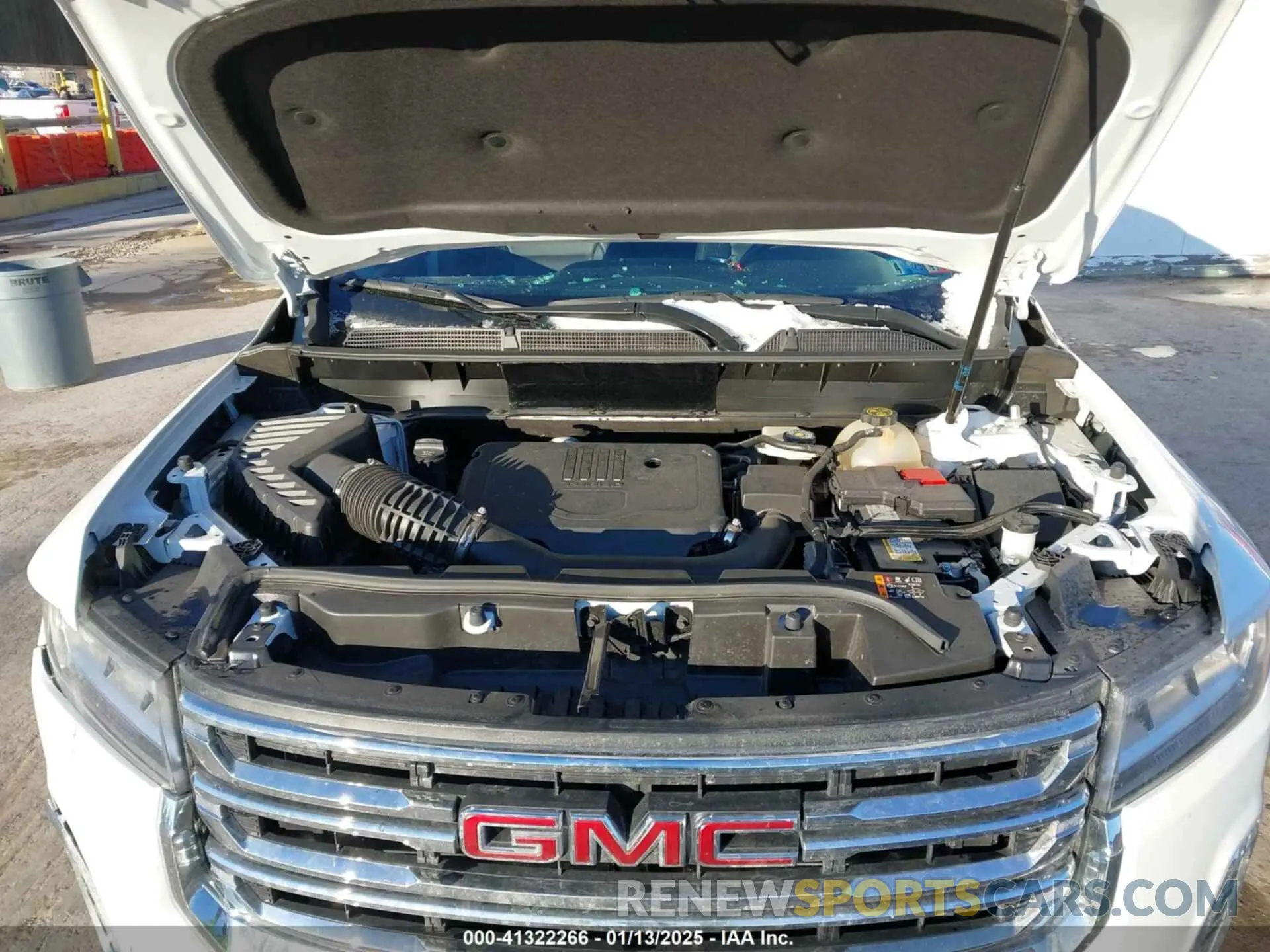 10 Photograph of a damaged car 1GKKNUL47PZ205518 GMC ACADIA 2023