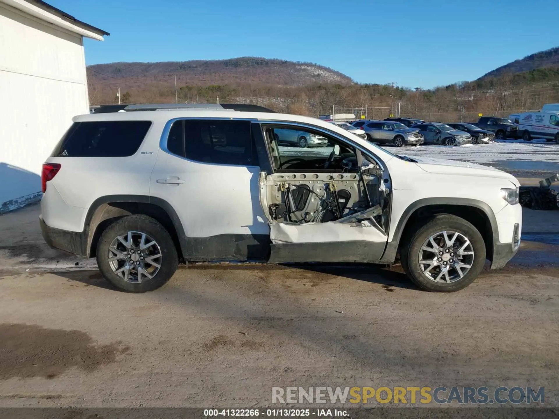 13 Photograph of a damaged car 1GKKNUL47PZ205518 GMC ACADIA 2023