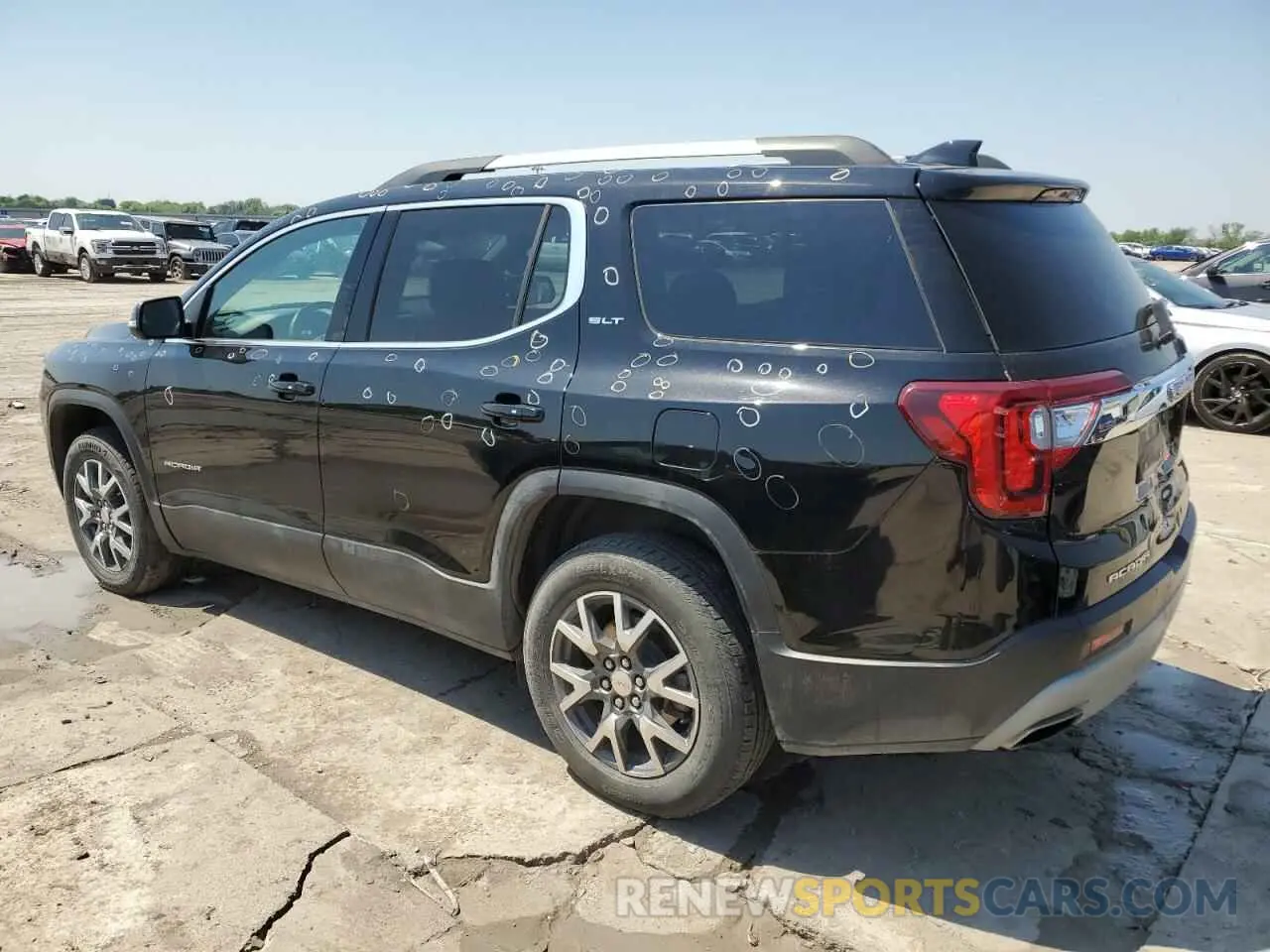2 Photograph of a damaged car 1GKKNUL48PZ148763 GMC ACADIA 2023