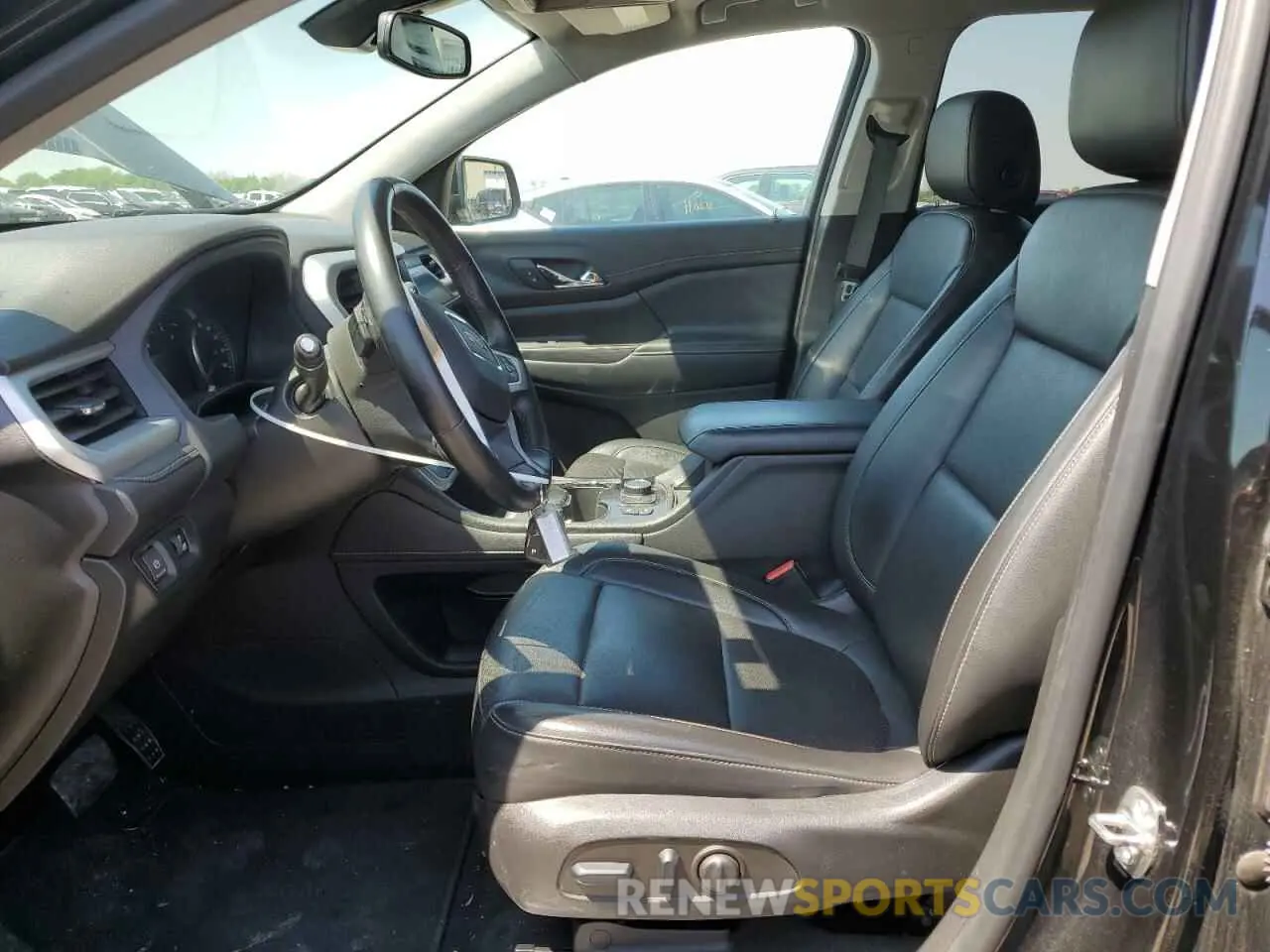 7 Photograph of a damaged car 1GKKNUL48PZ148763 GMC ACADIA 2023