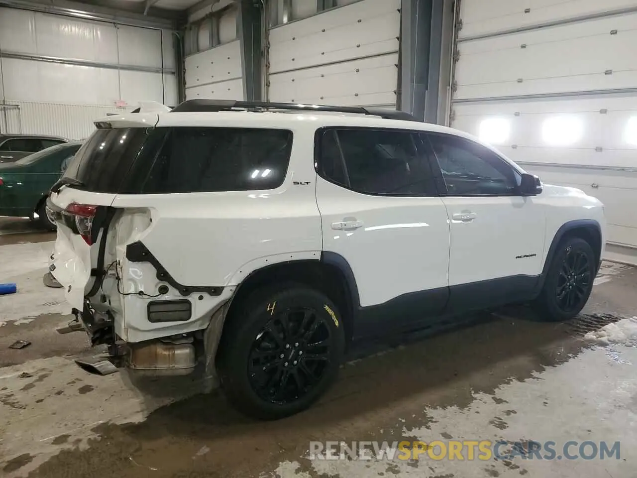 3 Photograph of a damaged car 1GKKNUL48PZ214499 GMC ACADIA 2023