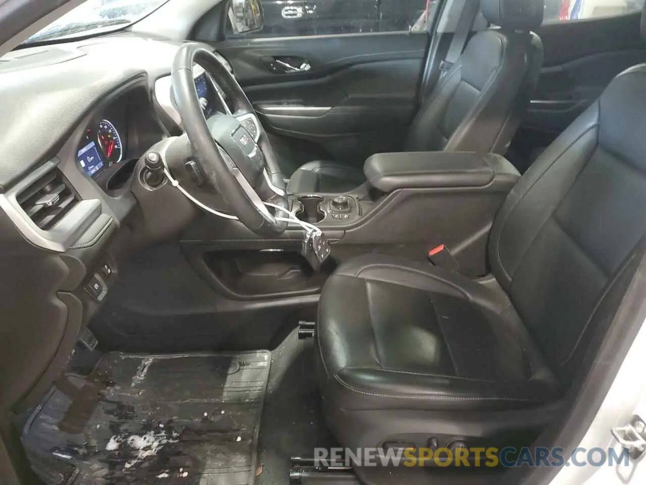 7 Photograph of a damaged car 1GKKNUL48PZ214499 GMC ACADIA 2023