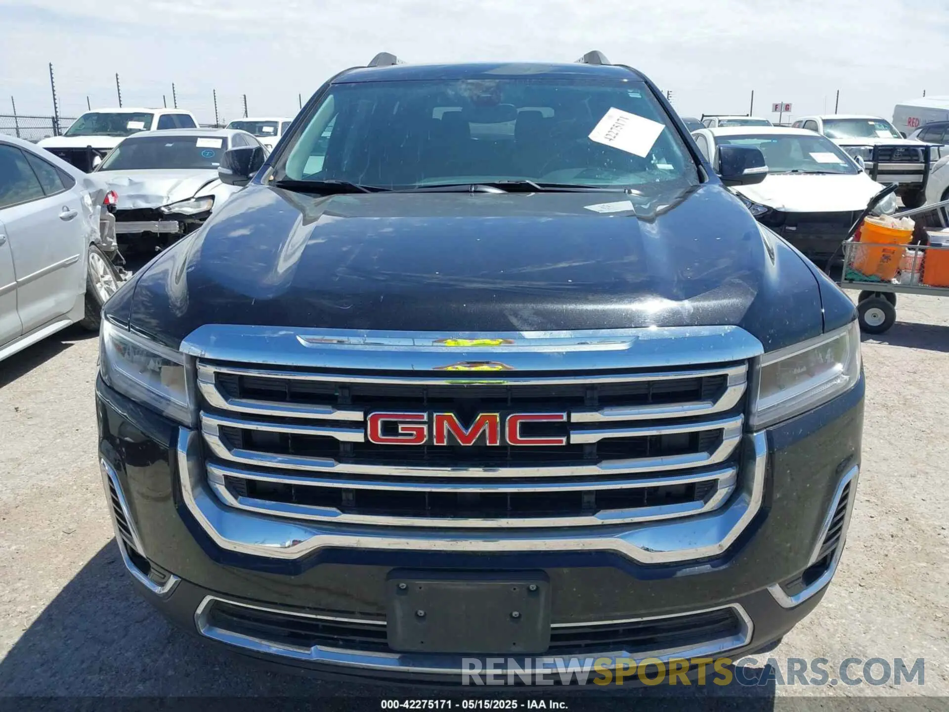 12 Photograph of a damaged car 1GKKNUL4XPZ234253 GMC ACADIA 2023