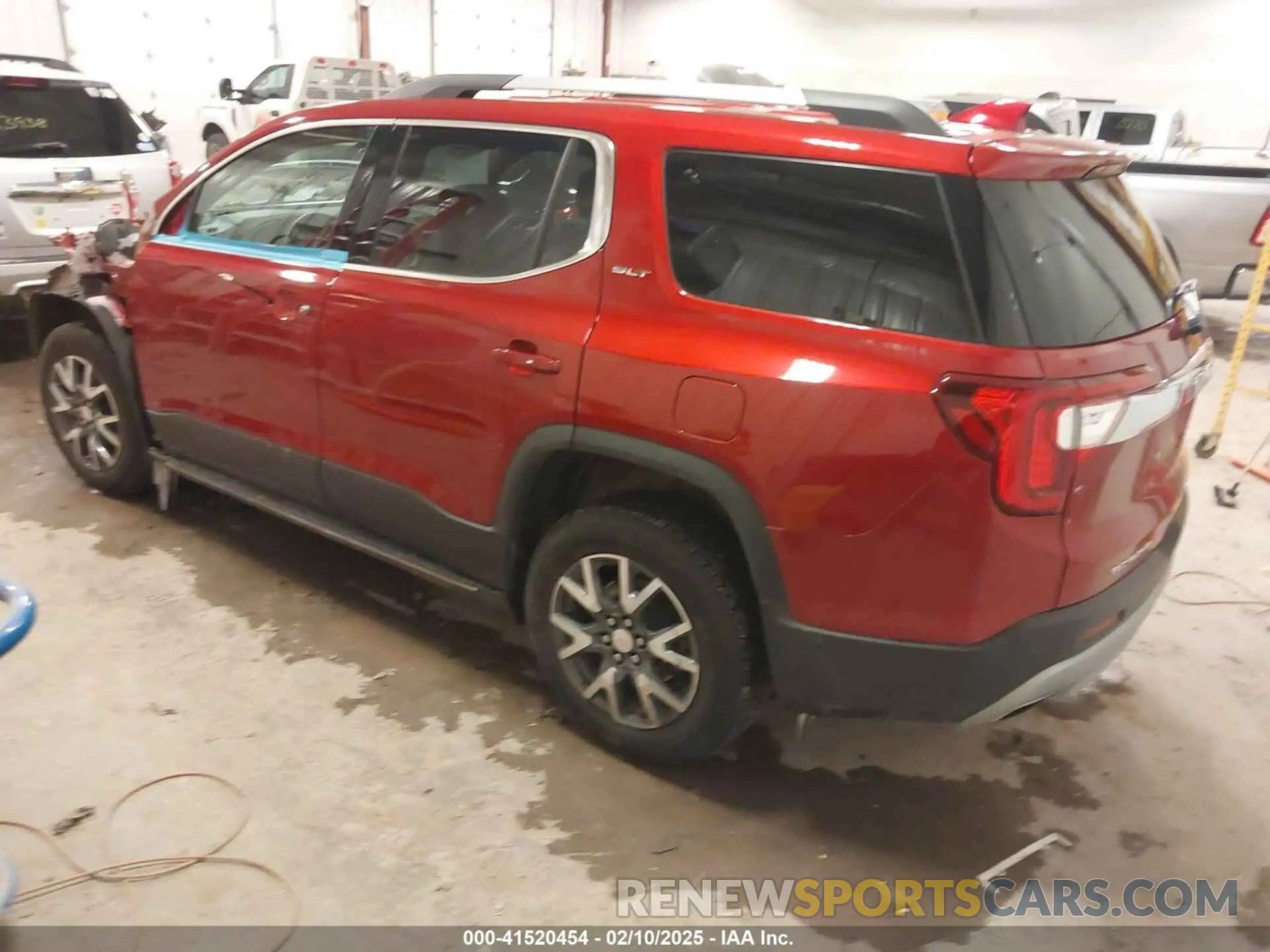 3 Photograph of a damaged car 1GKKNULS0PZ255501 GMC ACADIA 2023