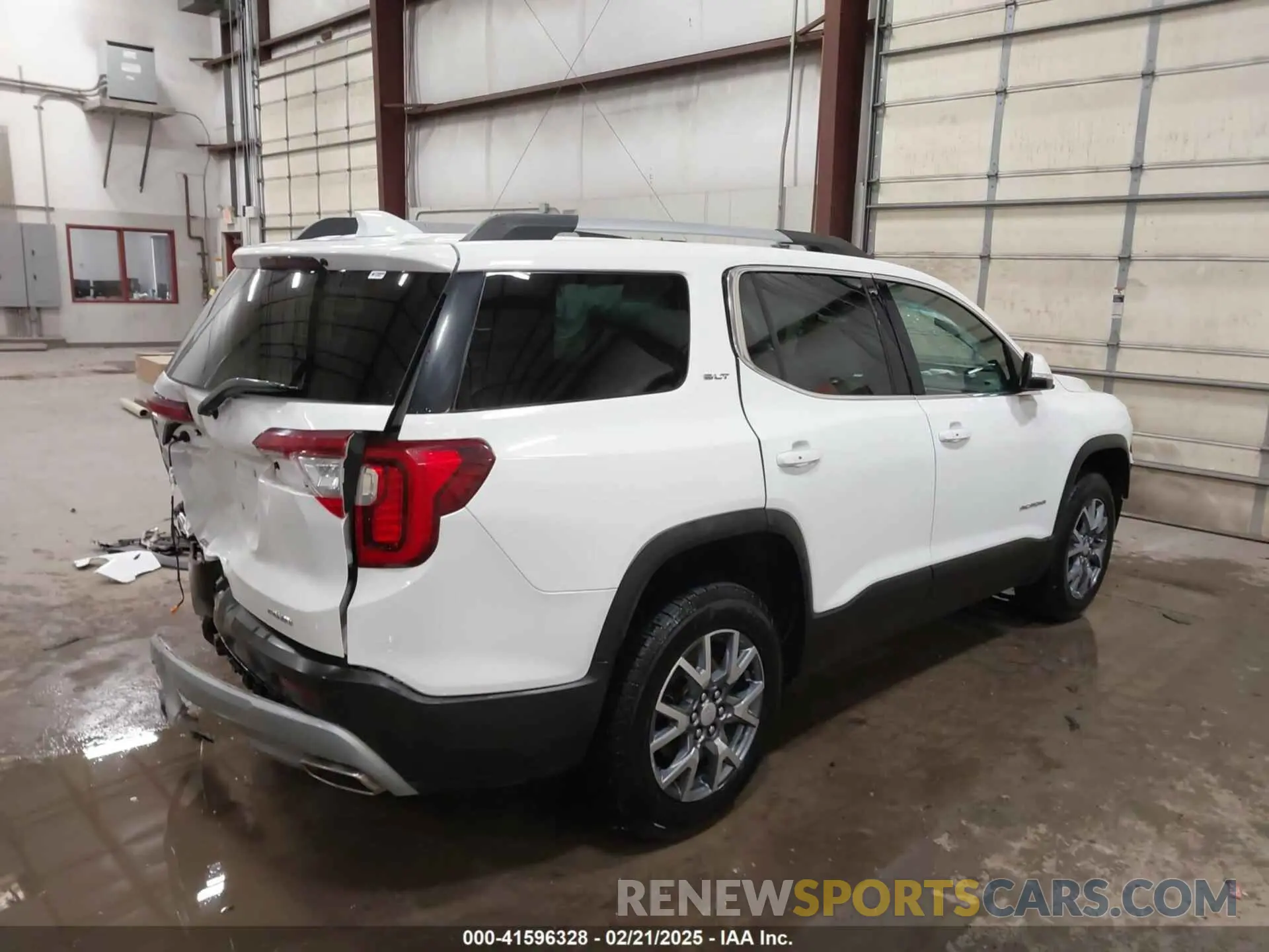 4 Photograph of a damaged car 1GKKNULS3PZ265228 GMC ACADIA 2023