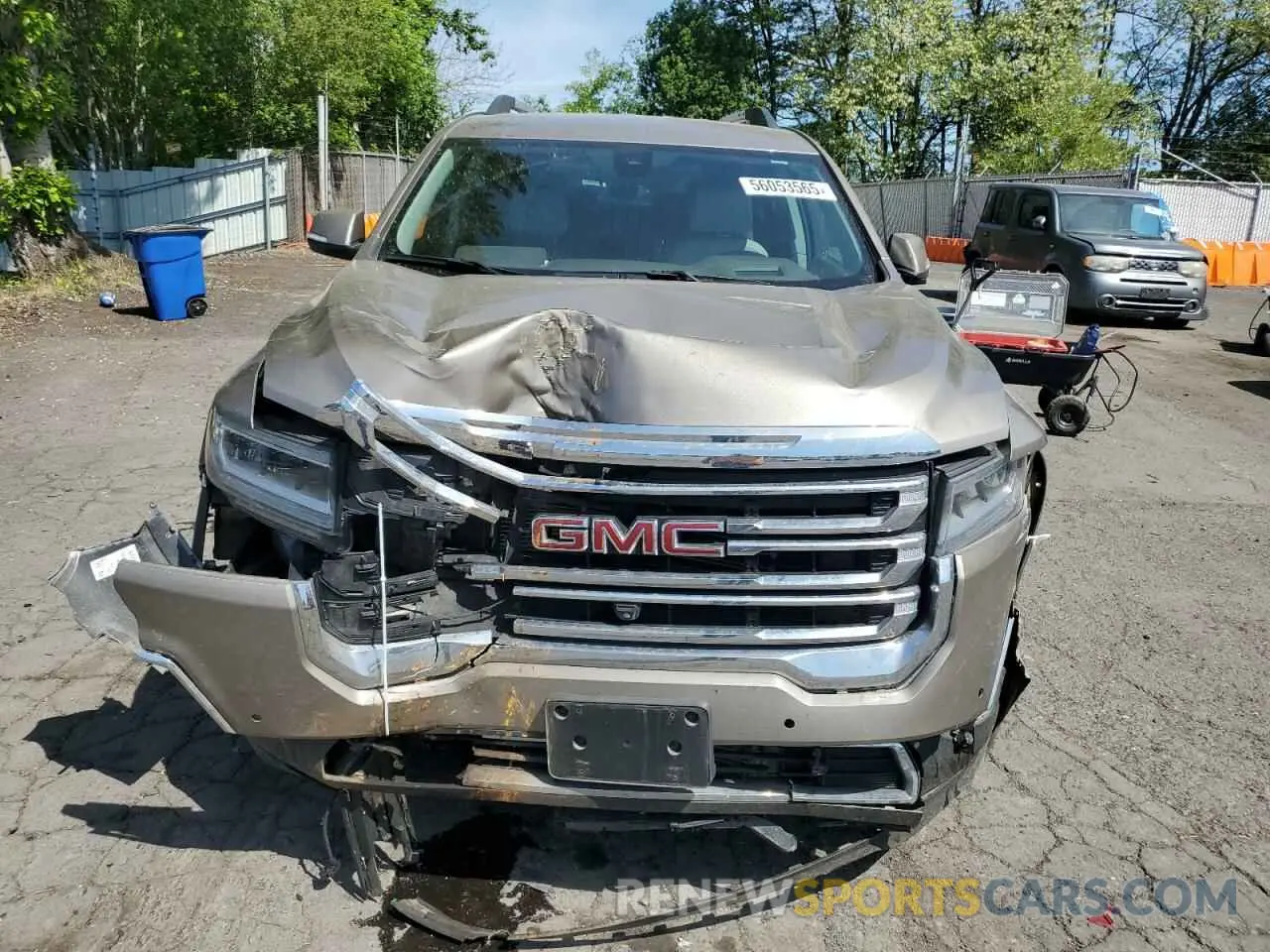 5 Photograph of a damaged car 1GKKNULS6PZ138795 GMC ACADIA 2023