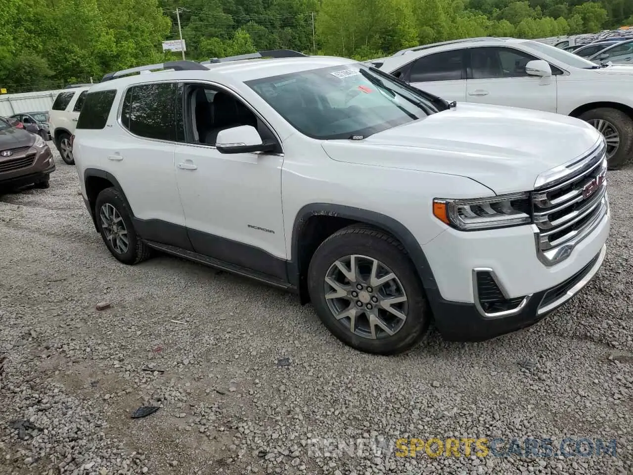 4 Photograph of a damaged car 1GKKNULS6PZ237102 GMC ACADIA 2023