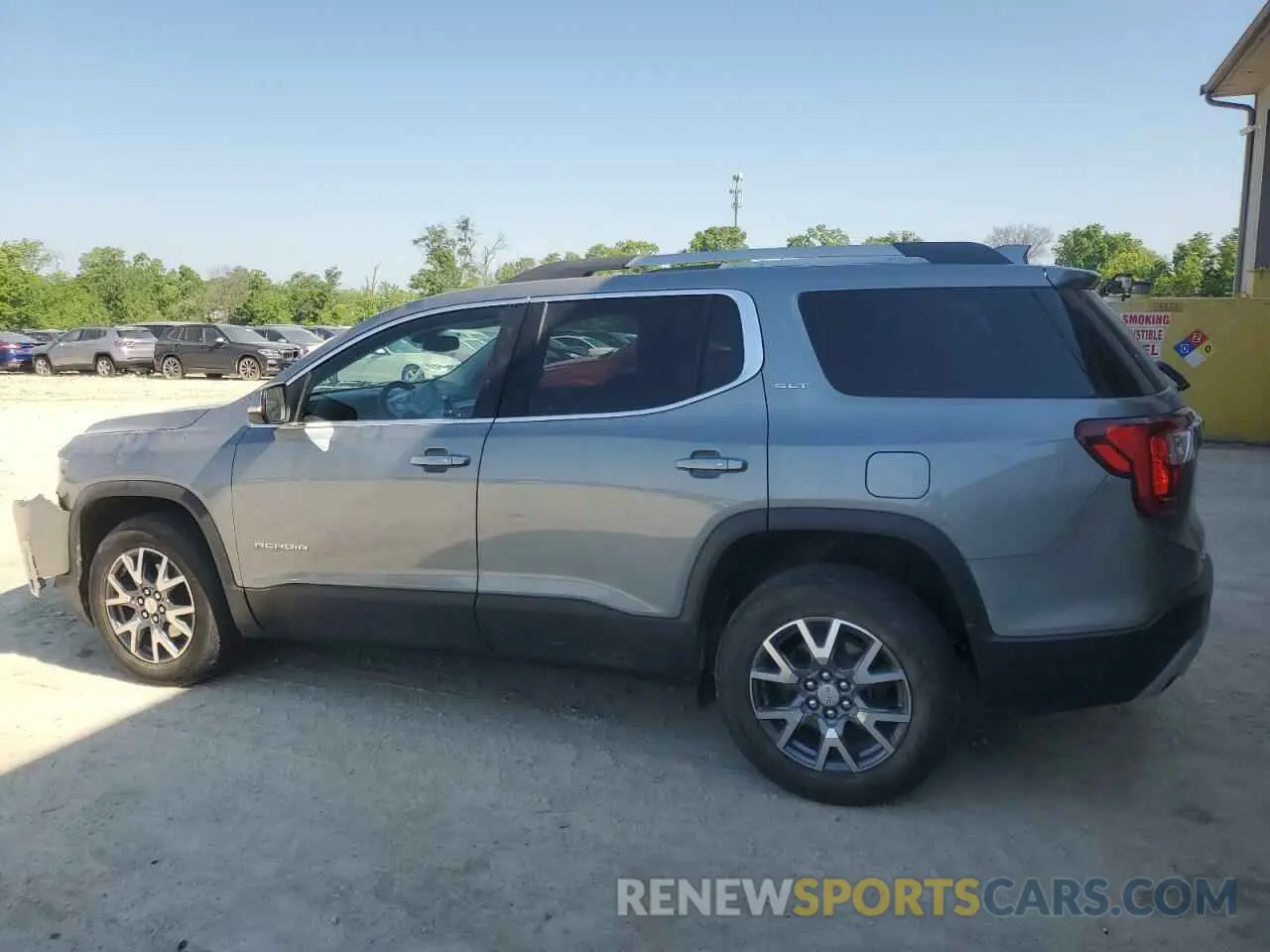 2 Photograph of a damaged car 1GKKNULS9PZ174951 GMC ACADIA 2023